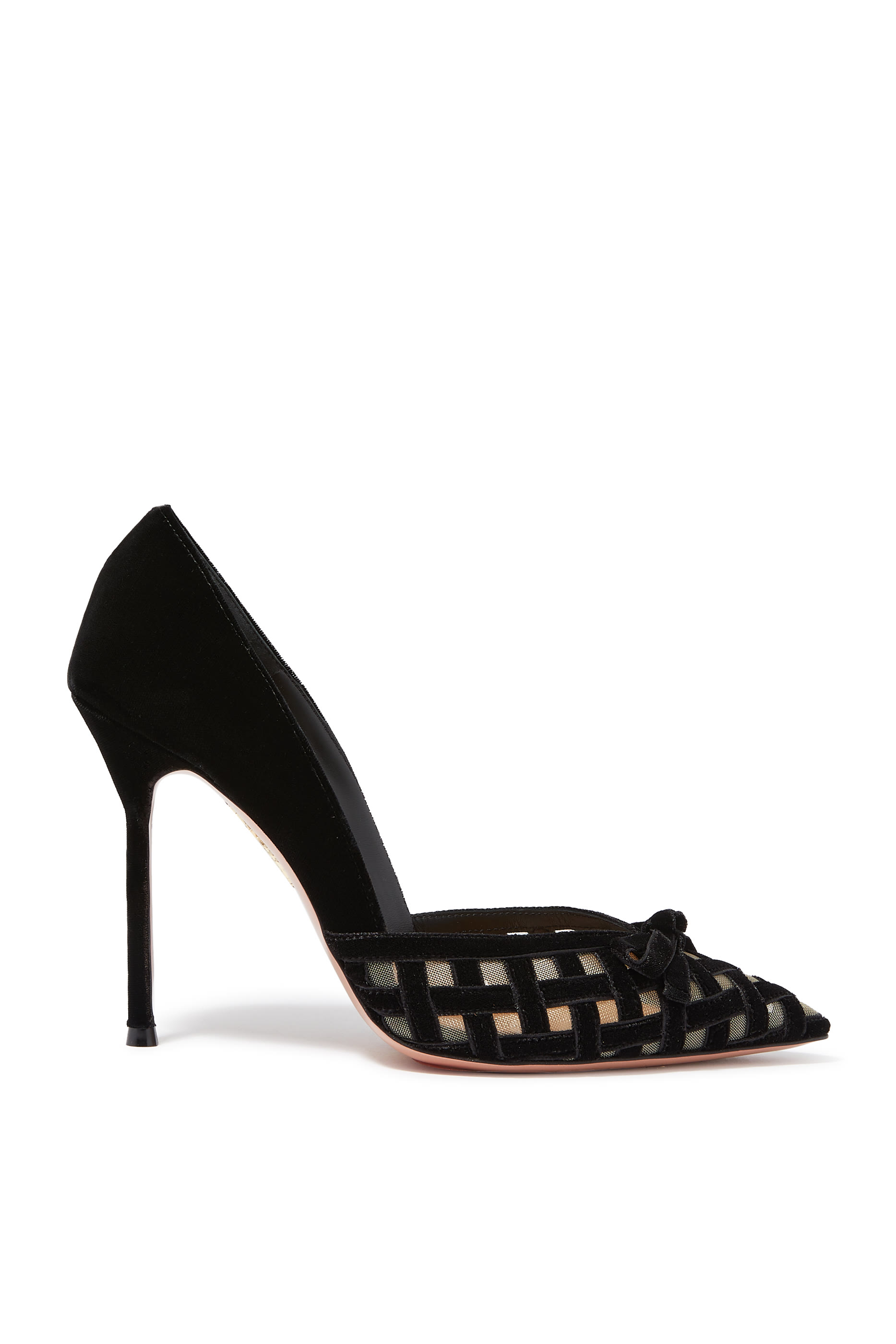 حذاء كلاسيكي رومانس 105