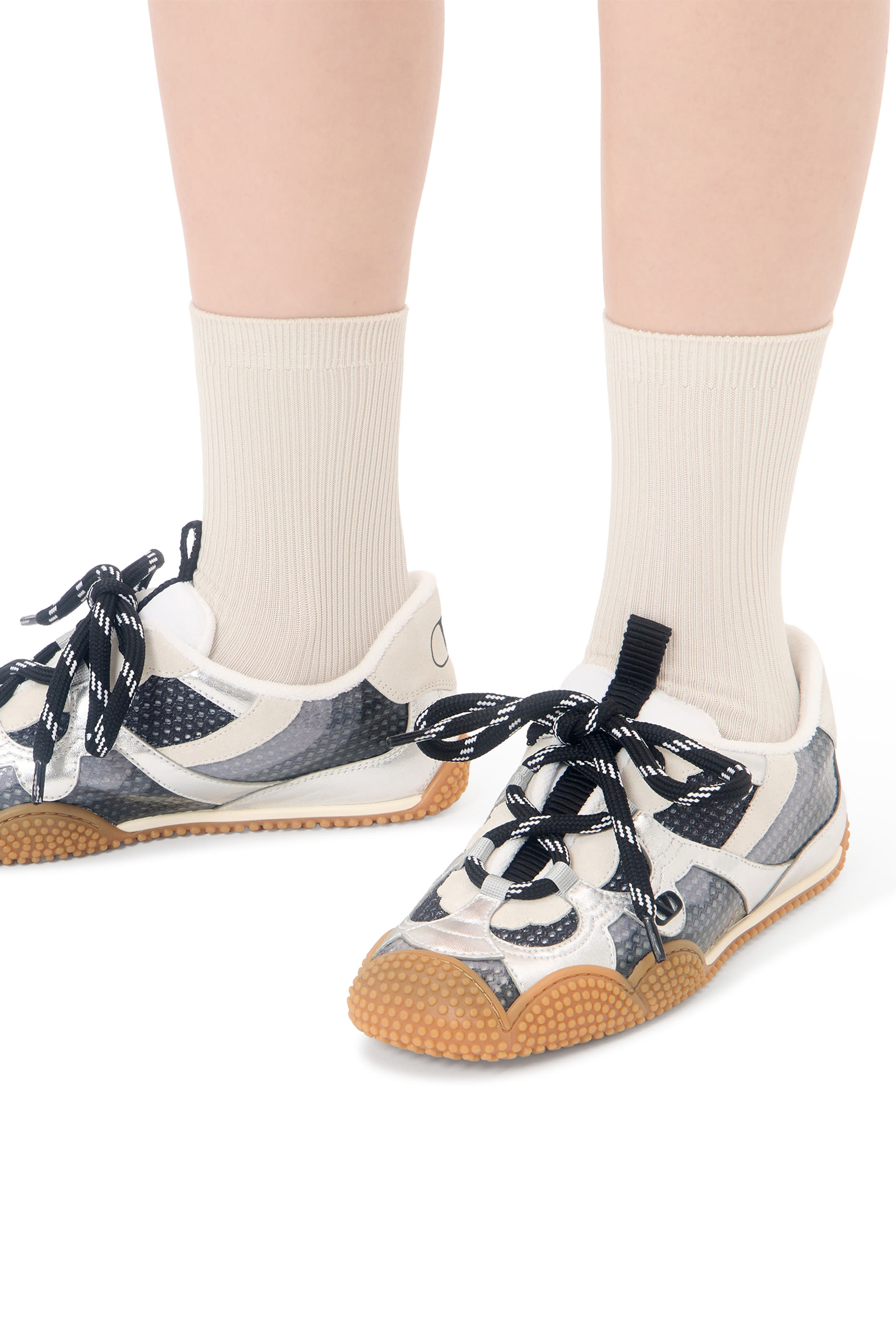 سنيكرز أمفيبيا جلد عجل مطاطي وجلد نابا لامع