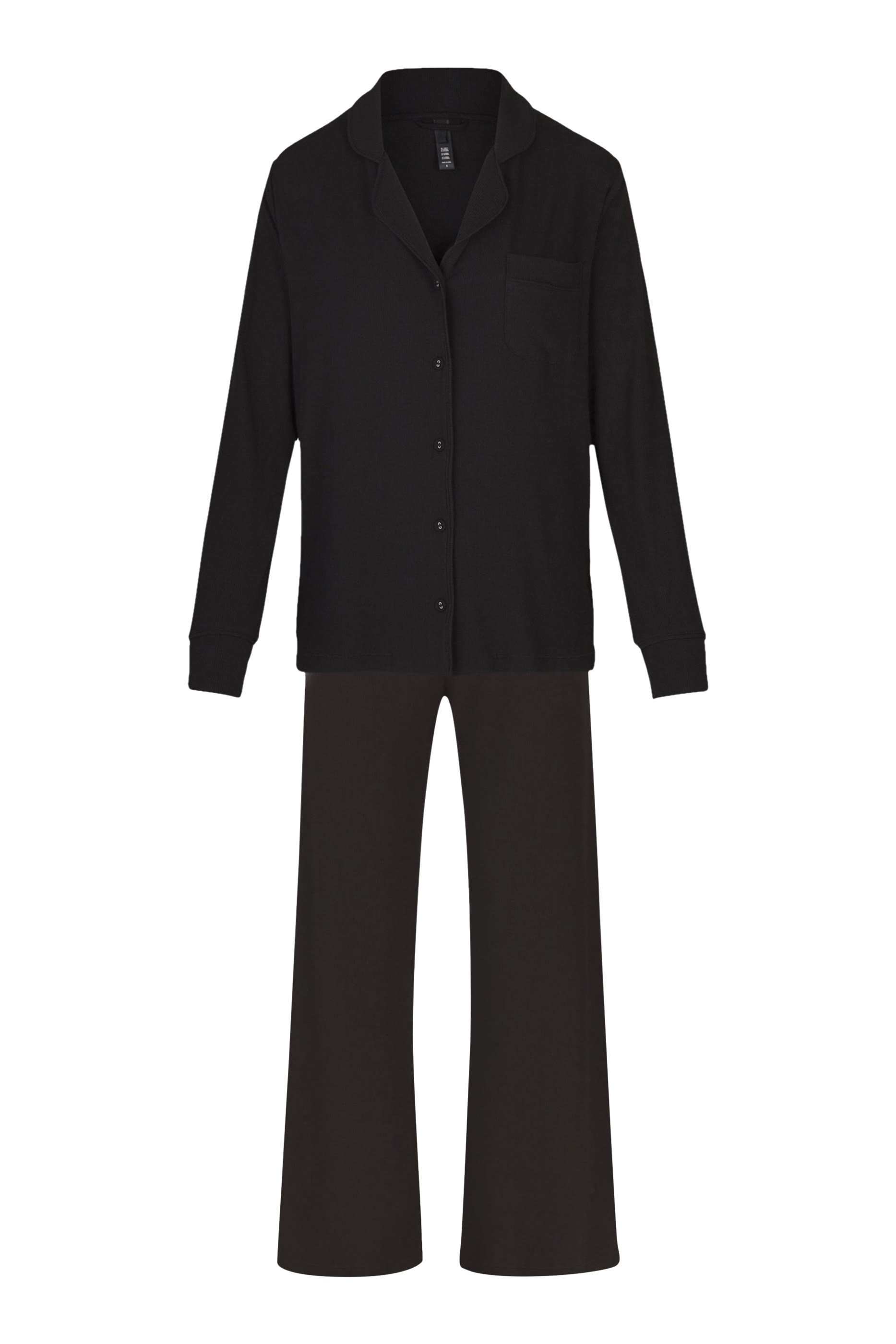 طقم نوم لونج ناعم