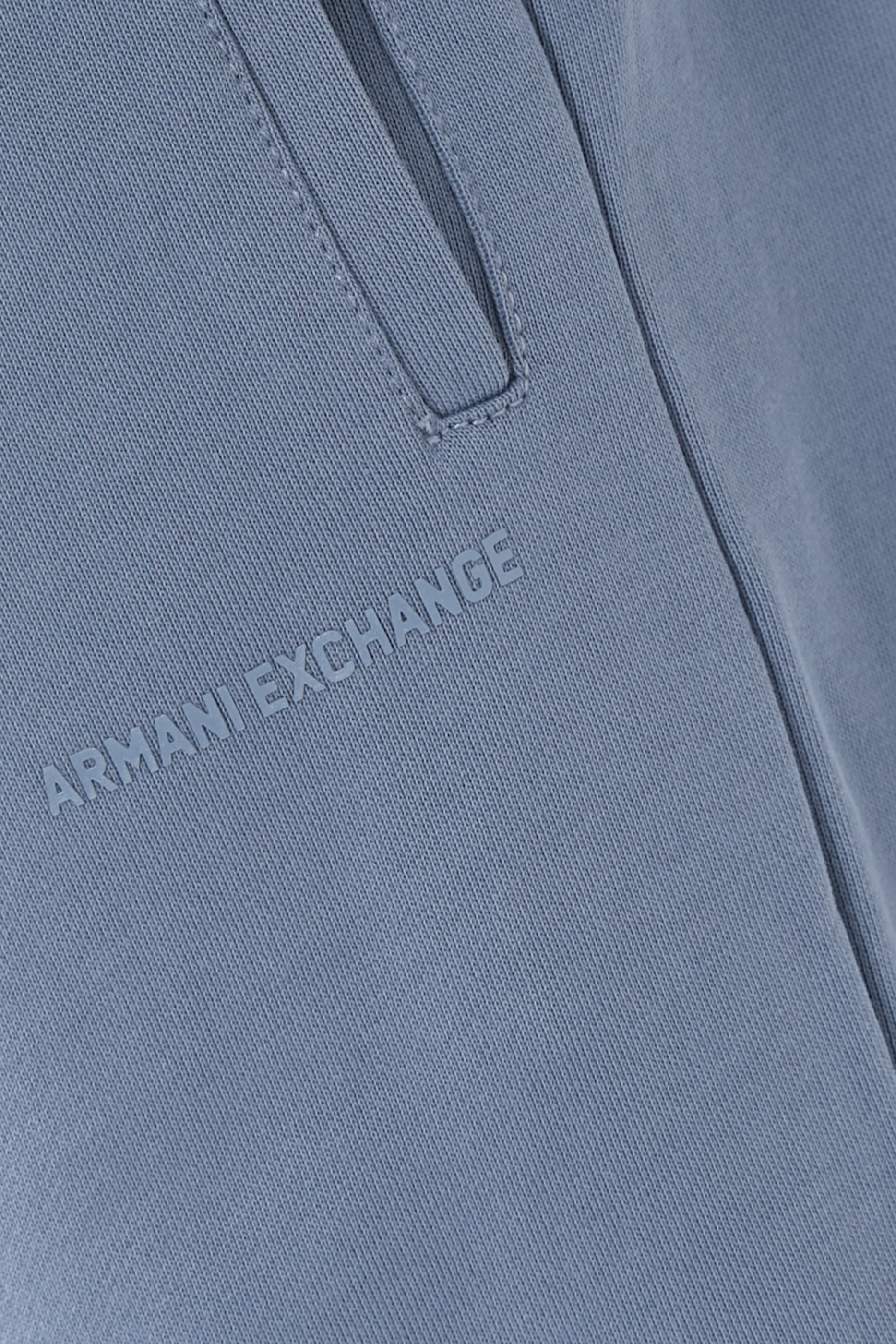 بنطال رياضي بنقشة مربعات وحروف شعار الماركة