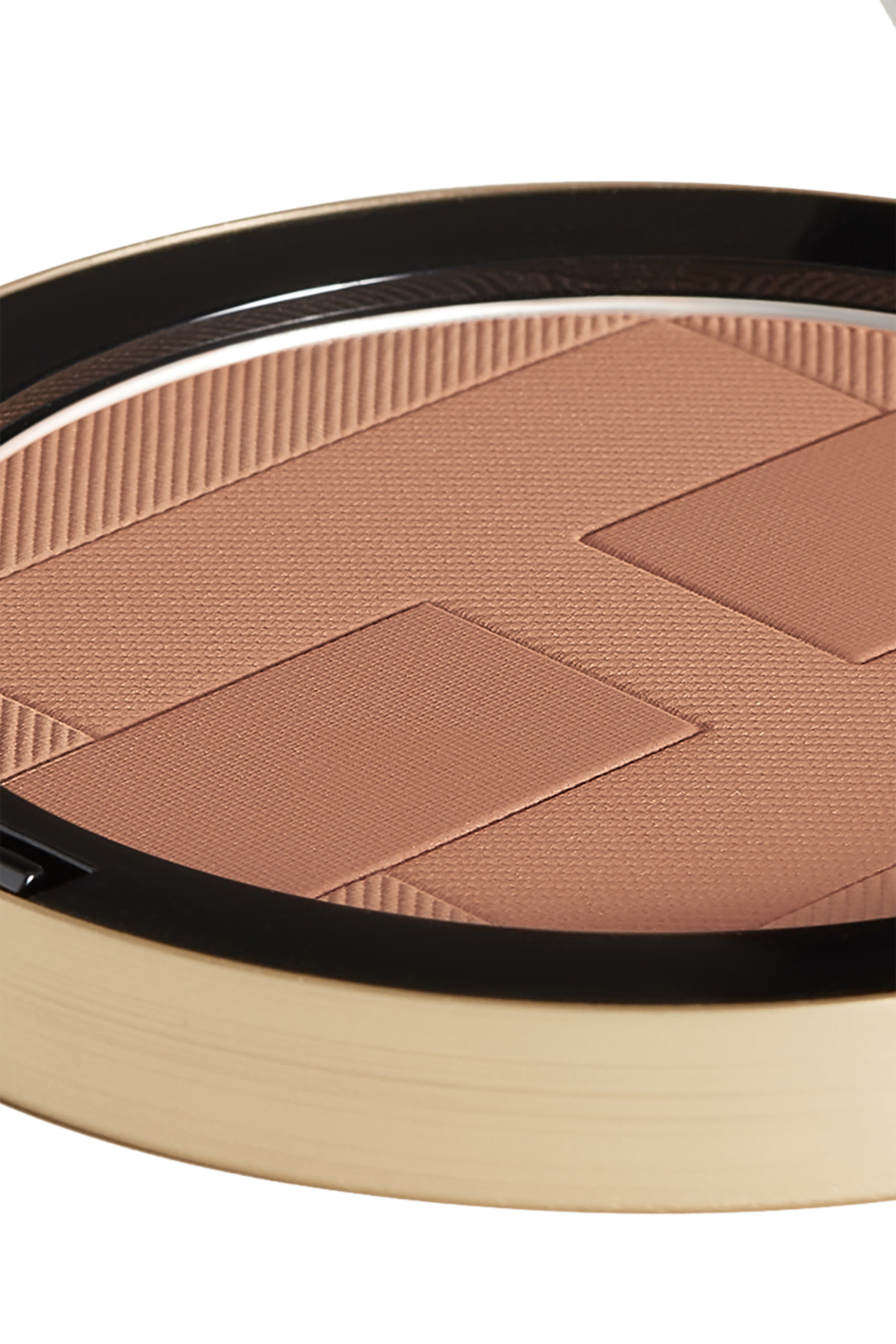 بودرة معدنية لإشراق صحي Herm&egrave;s Plein Air, H Trio