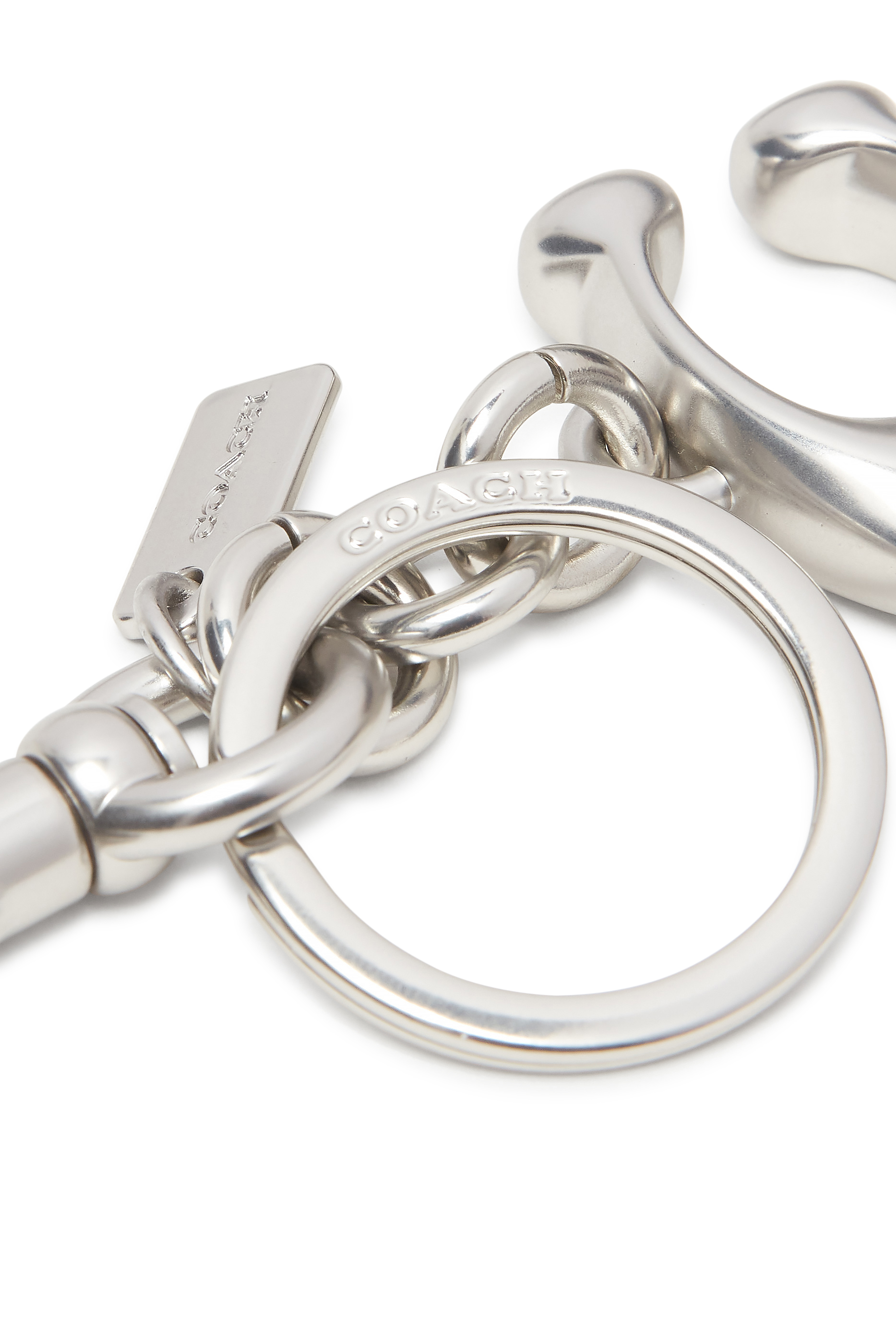 حلية حقيبة بشعار الماركة