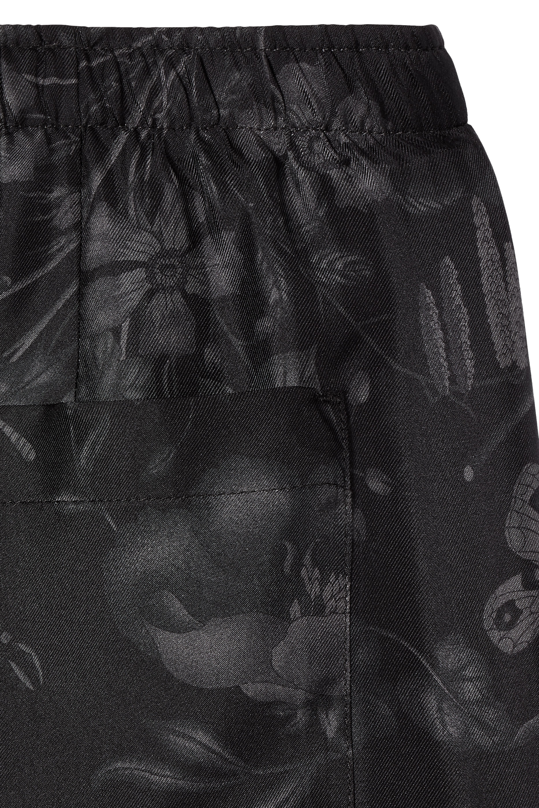 بنطال مزين كليا بنقشة زهور مميزة للماركة حرير تويل