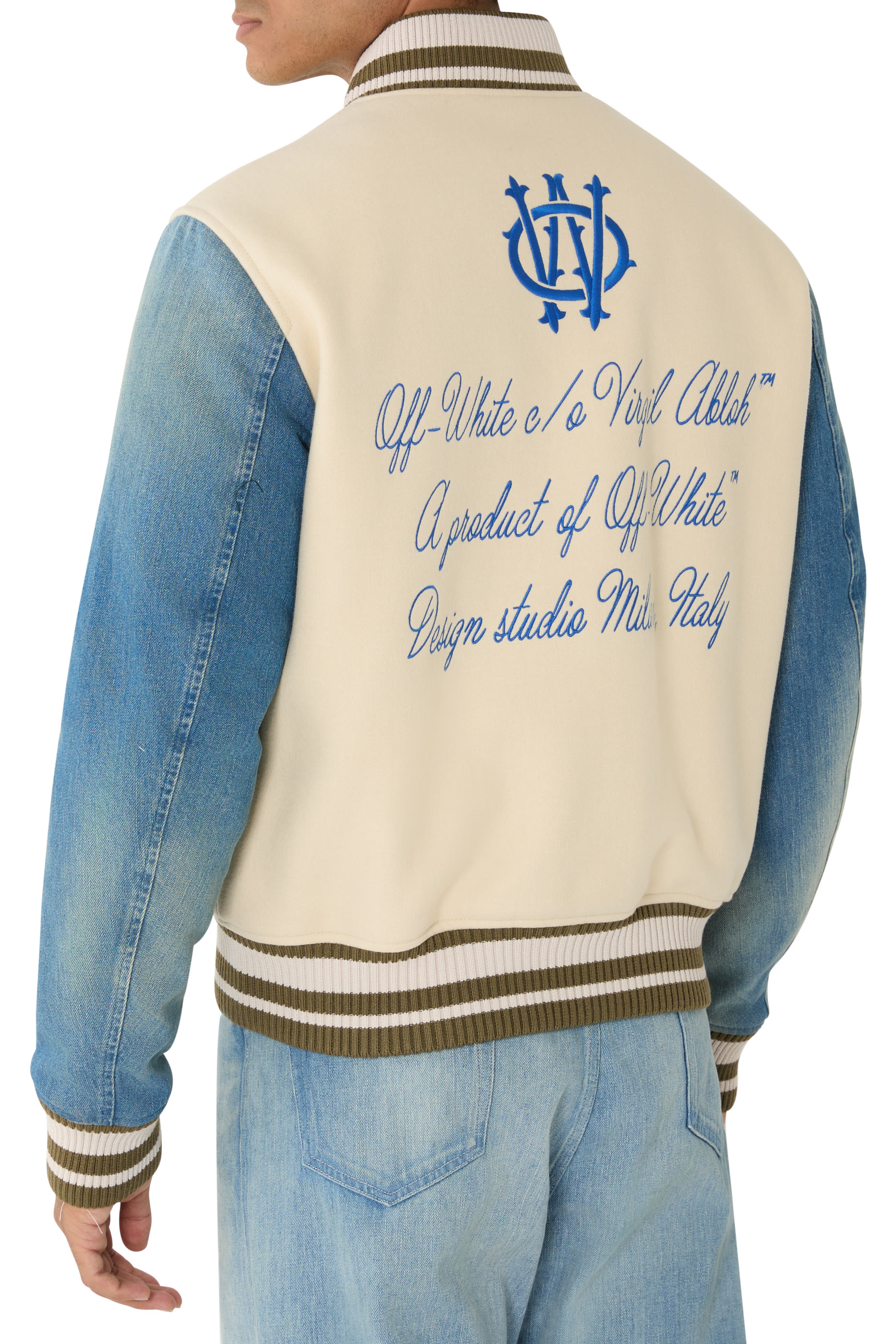 جاكيت بومبر بأكمام دنيم