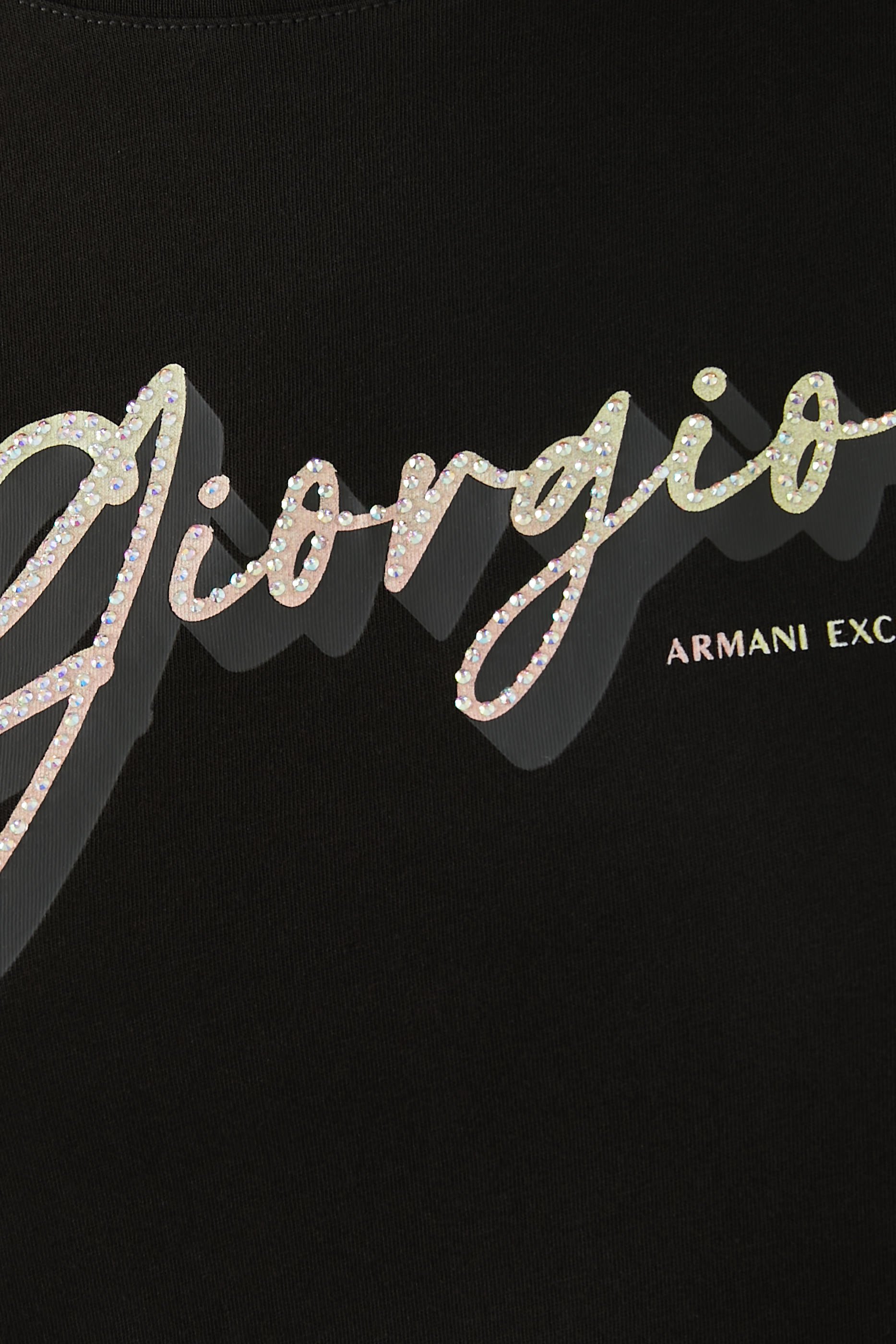 تيشيرت بشعار الماركة