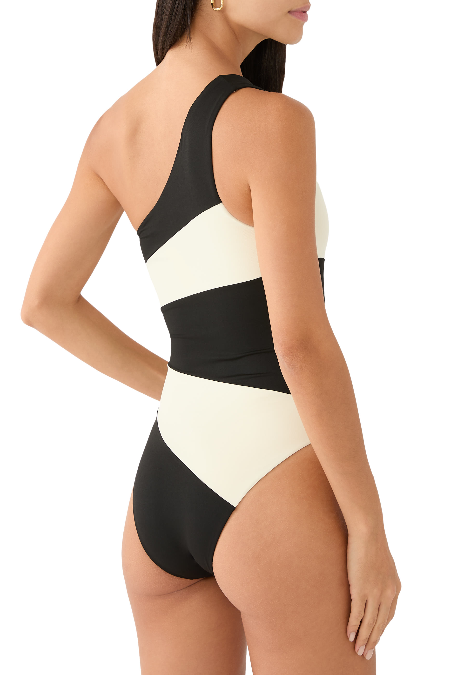 بدلة سباحة مايسترال