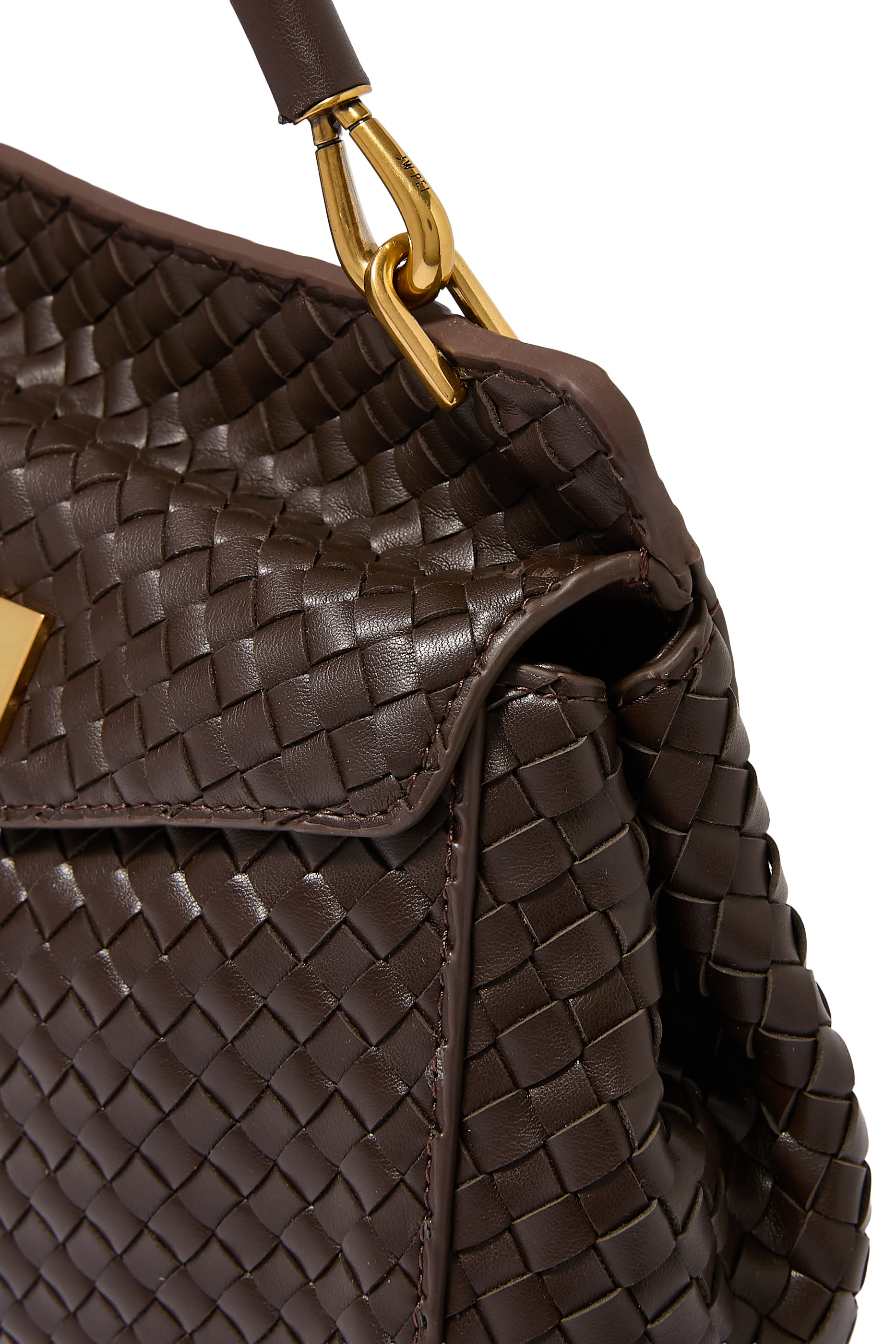 حقيبة لوسيا كلاسيكية منوسجة بيد علوية