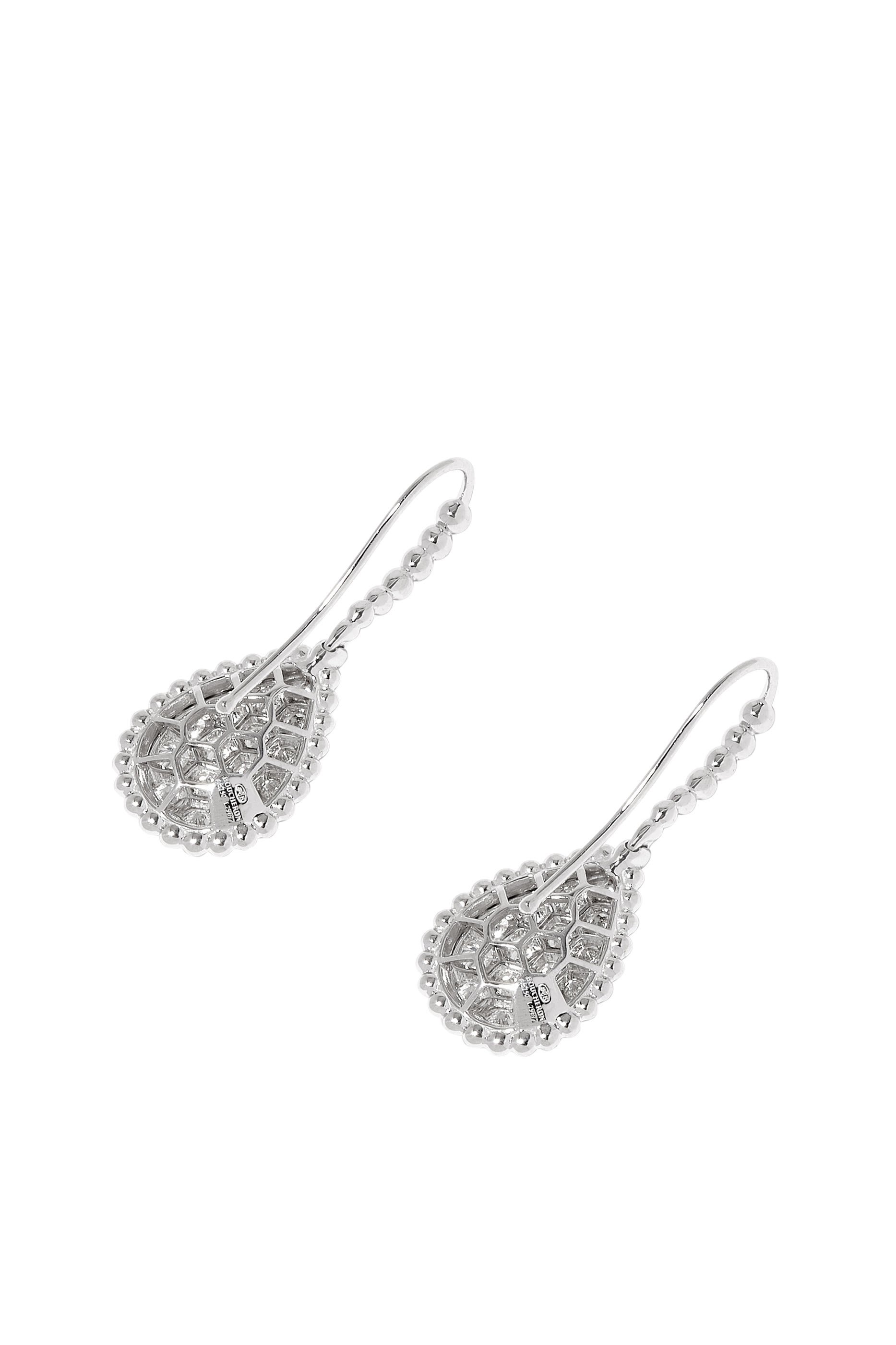 أقراط سيربنت بوهيم ذهب أبيض عيار 18 مرصعة بالماس بخطاف مقاس M