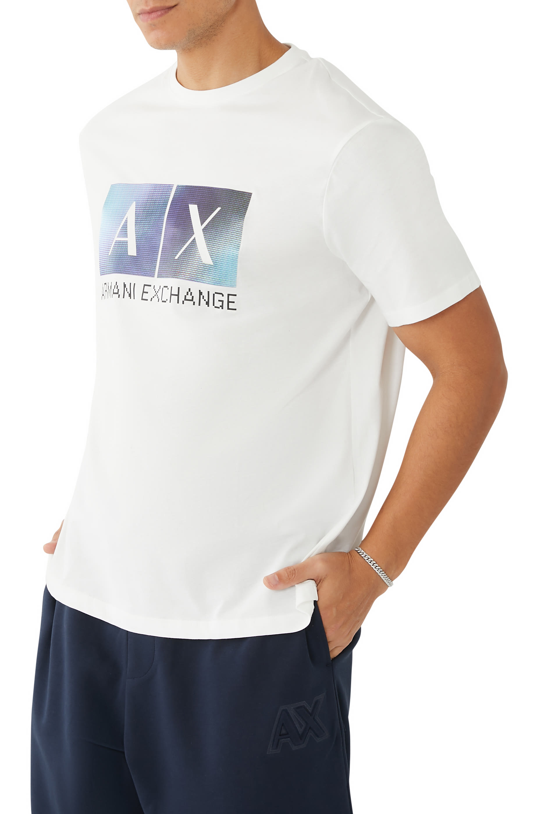 تيشيرت ميتا نايتشر بطبعات شعار الماركة