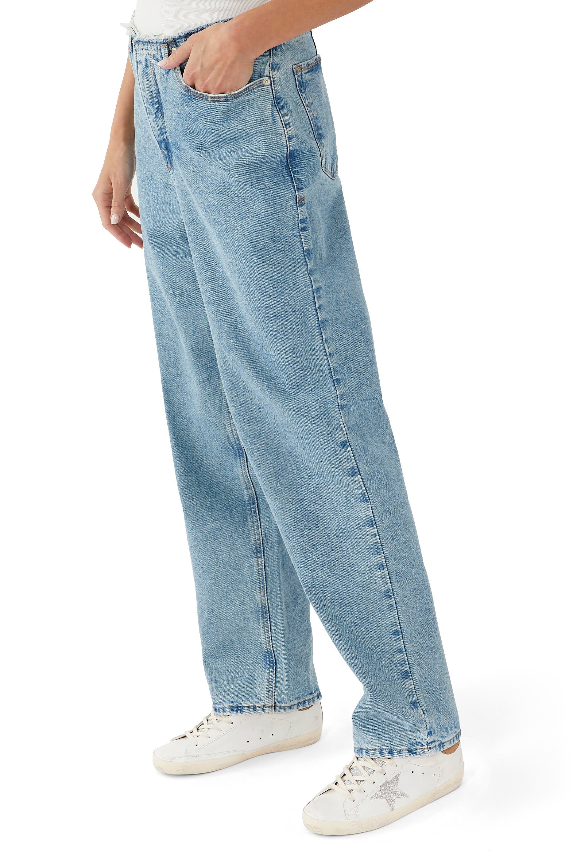 سنيكرز سوبر ستار جلد مرصع بأحجار سواروفسكي