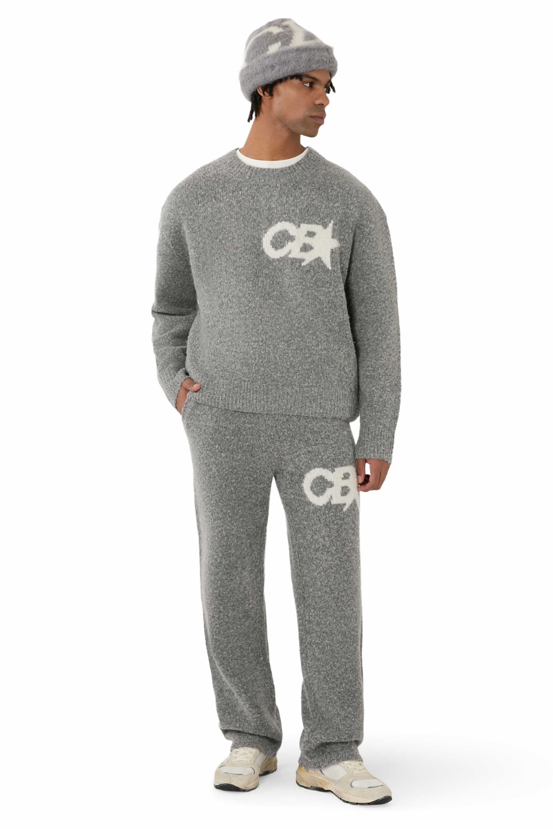 بنطال منسوج بشعار الماركة