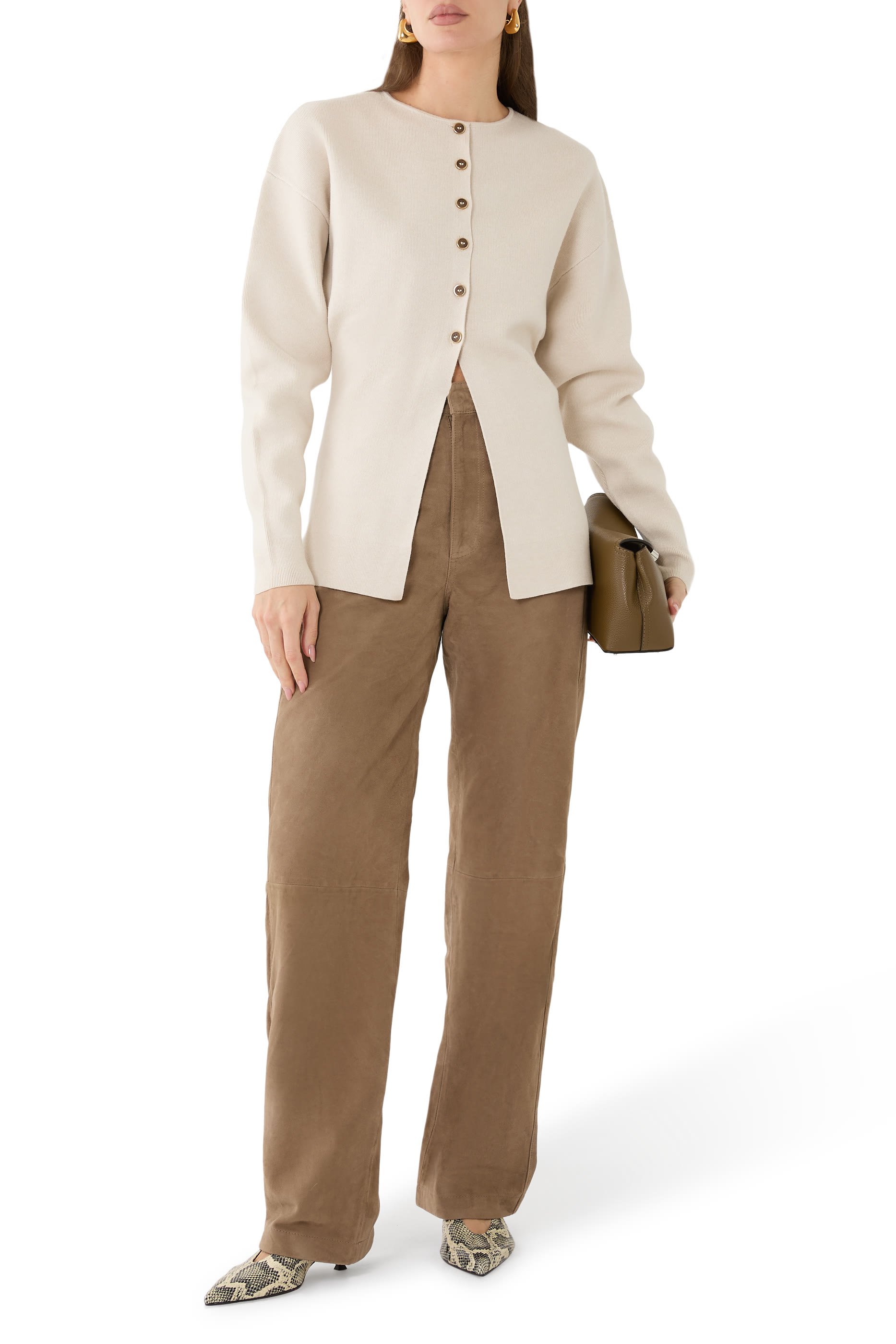 كنزةة بنمط كارديجان بأكمام منفوخة