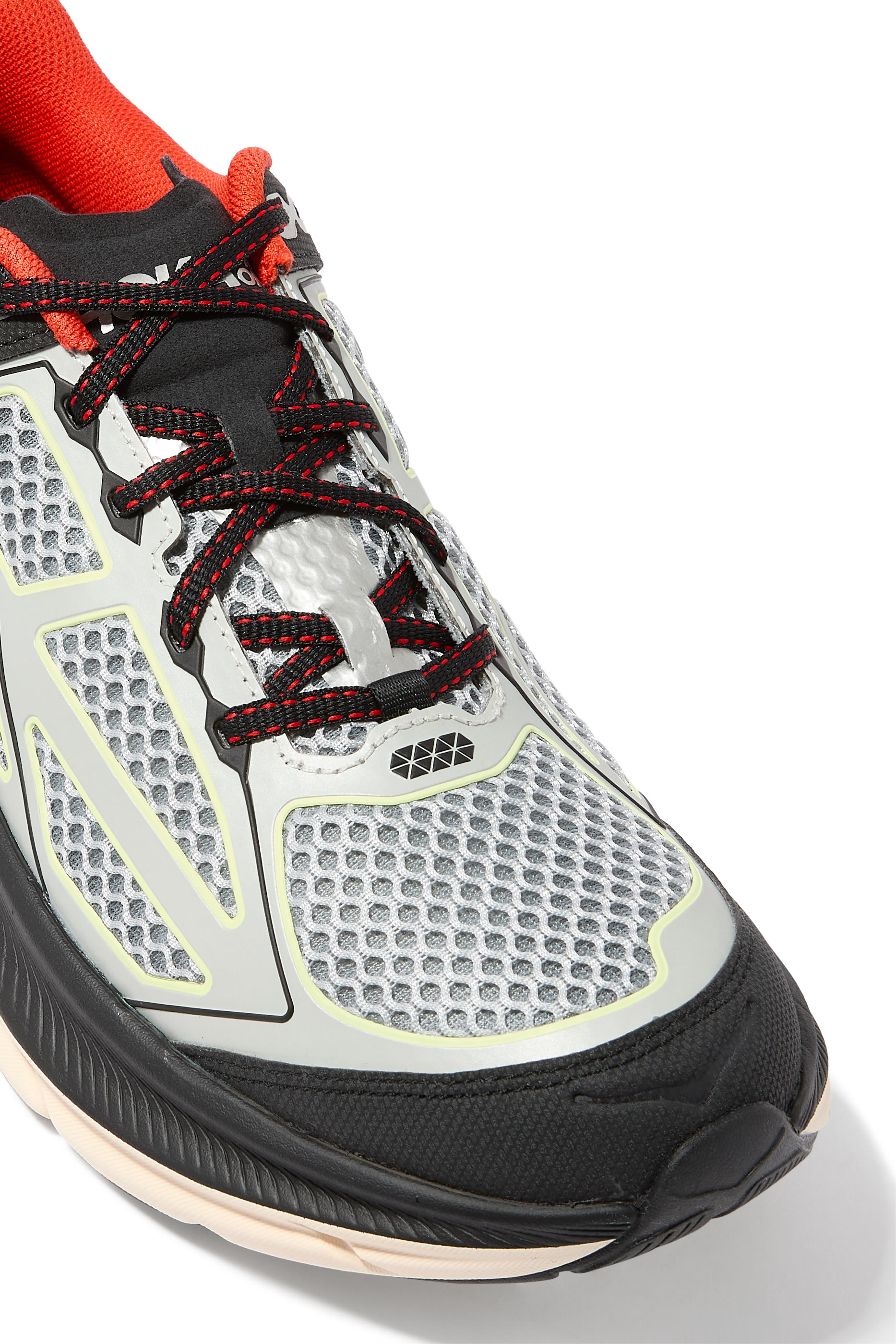 سنيكرز رانينغ كليفتون