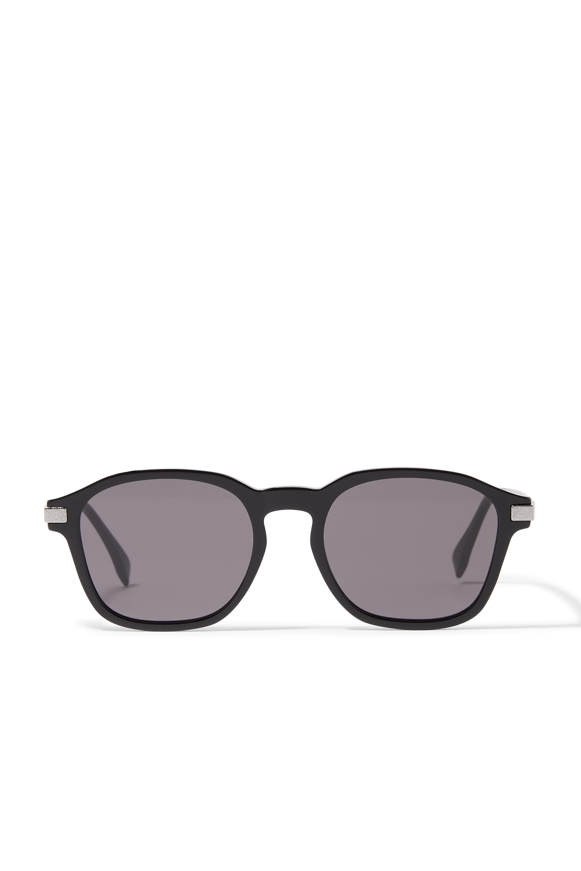 نظارة شمسية ايسنشال