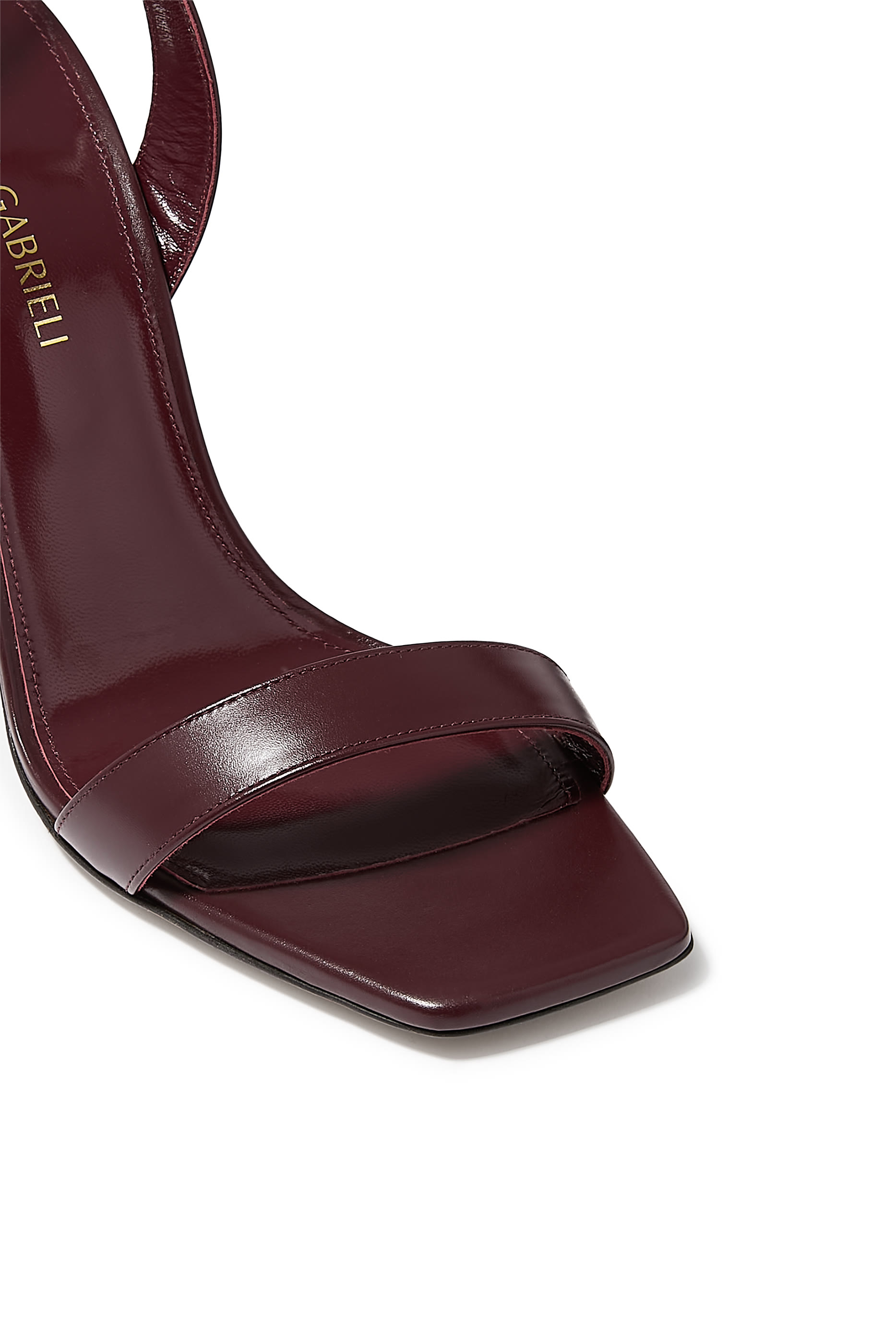 صندل أستريد 105 بسير