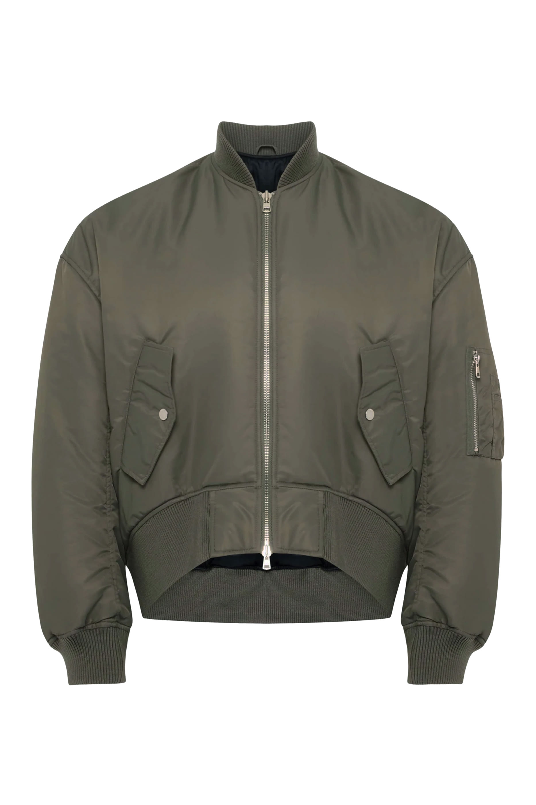 جاكيت بومبر بقصة فضفاضة وحافة مقوسة