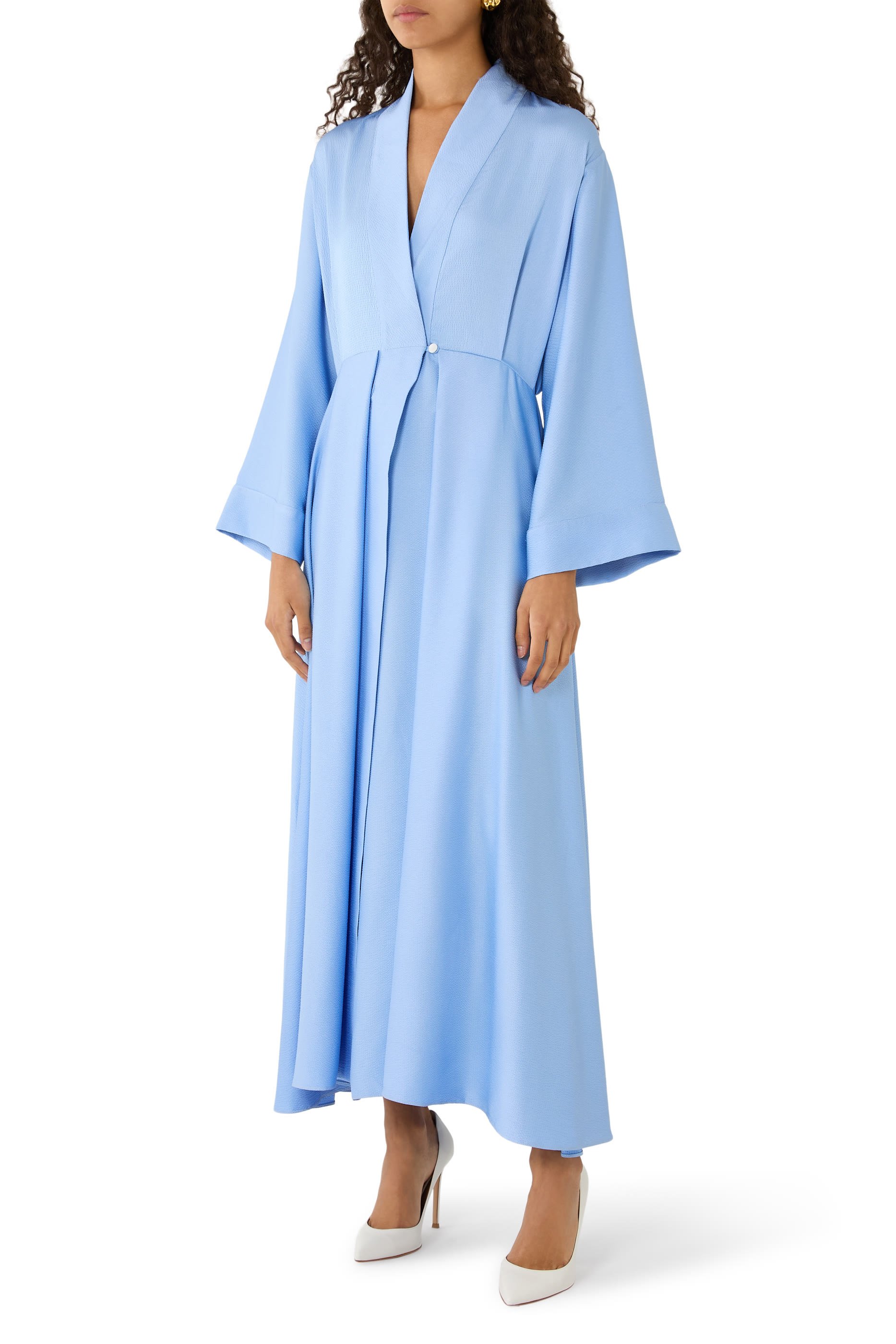 فستان بأكمام طويلة بتصميم ملفوف متماثل