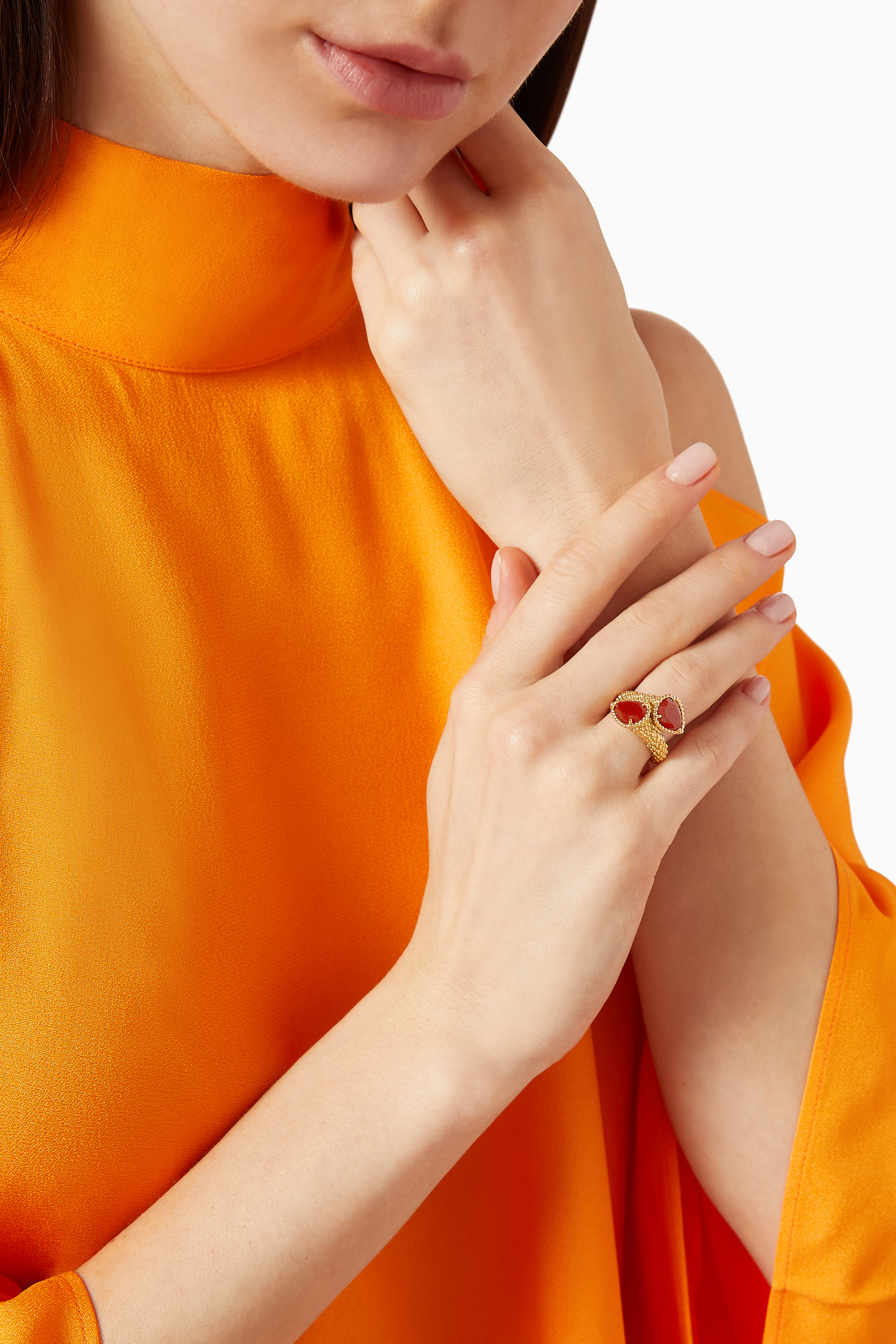 خاتم سيربنت بوهيم توا اي موا مرصع بالعقيق الأحمر