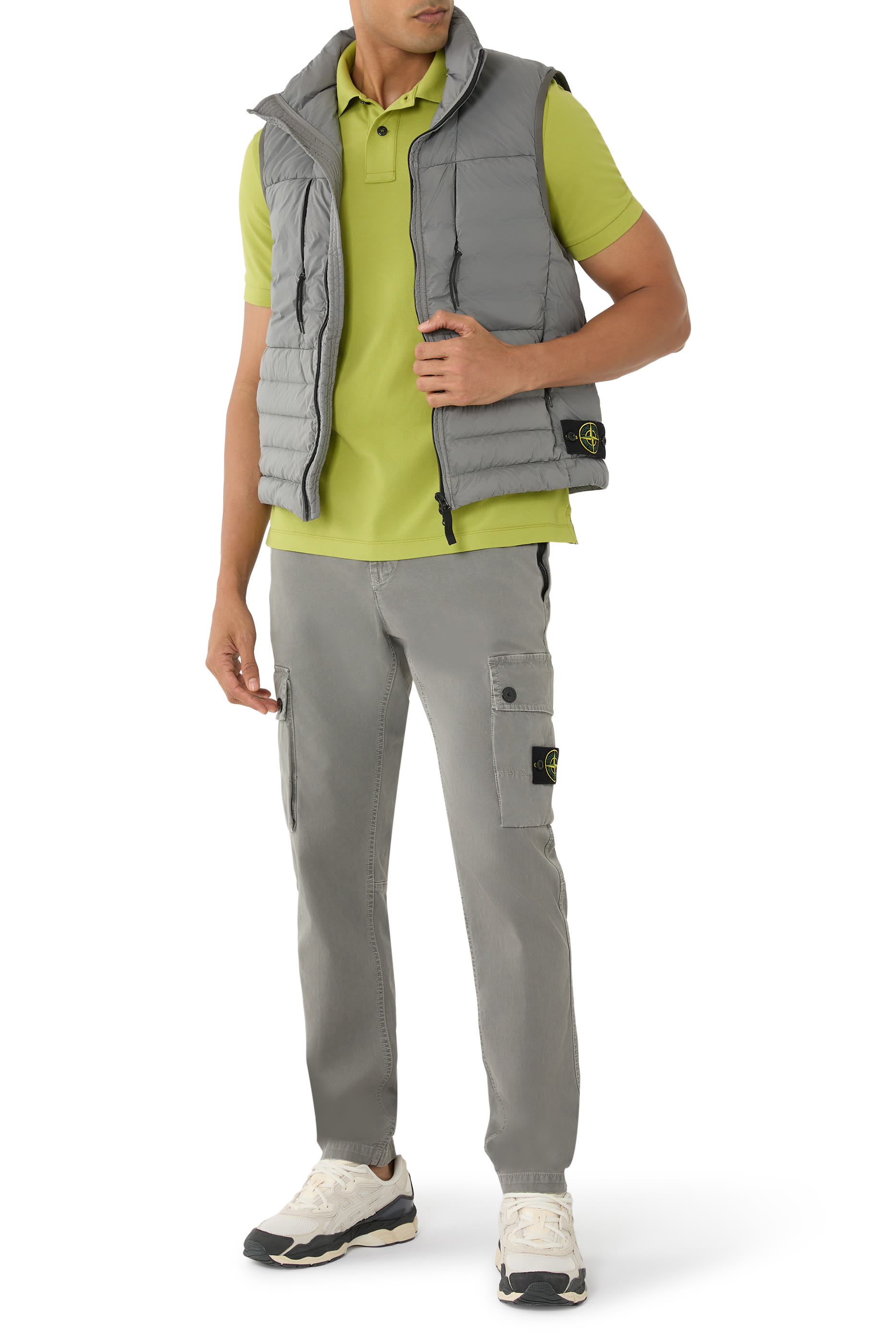 قميص بولو بأكمام قصيرة