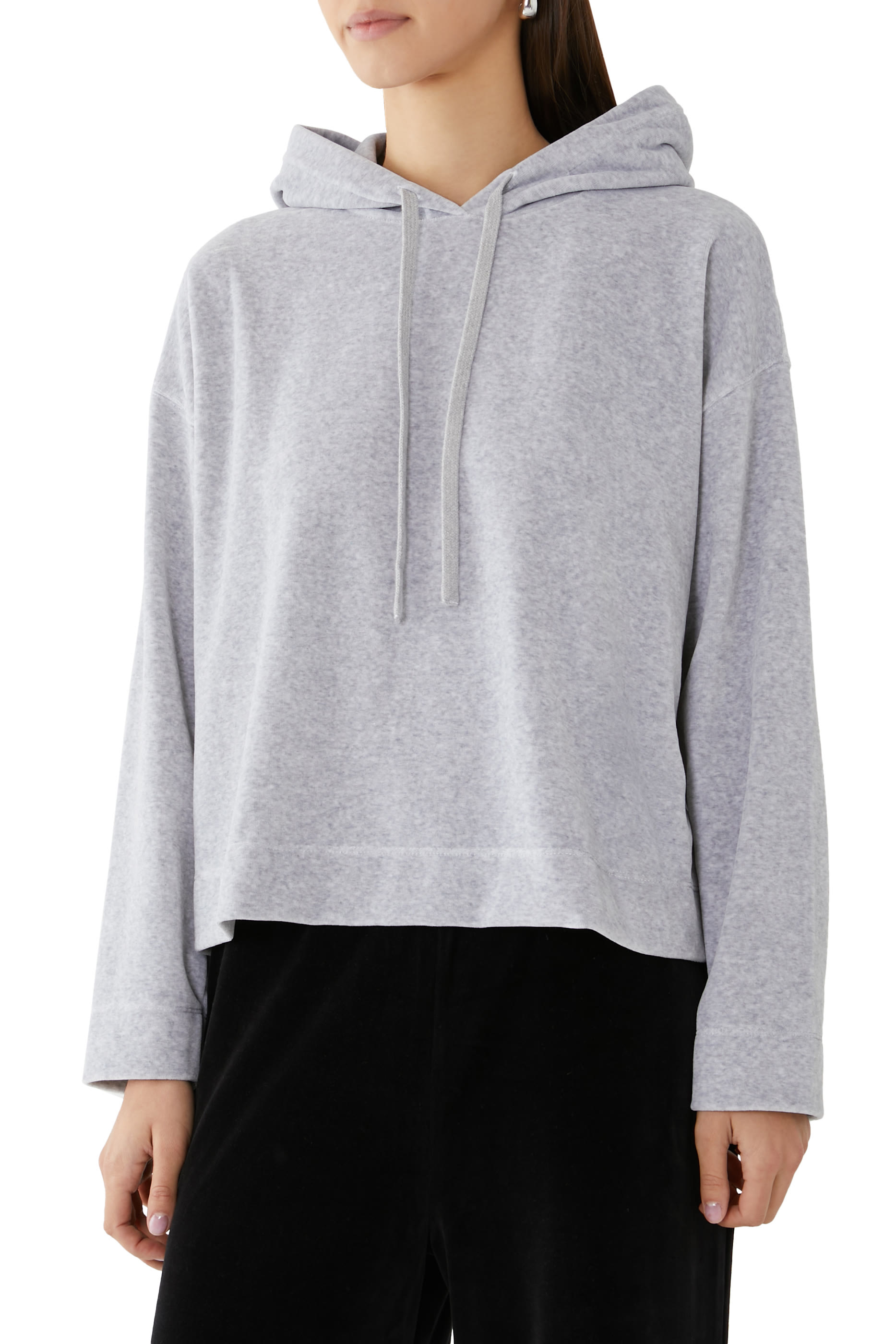 هودي مخملي بغطاء رأس