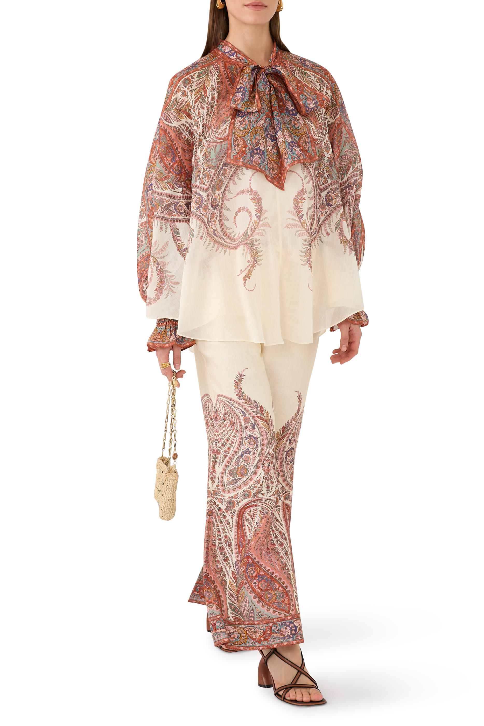 بلوزة ريانون برباط على الرقبة