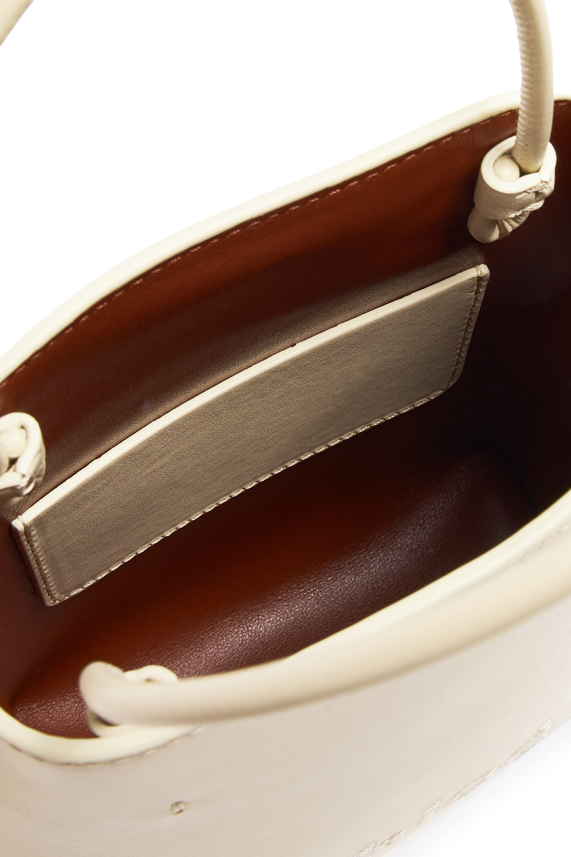 حقيبة سينس صغيرة بشعار الماركة المحاك