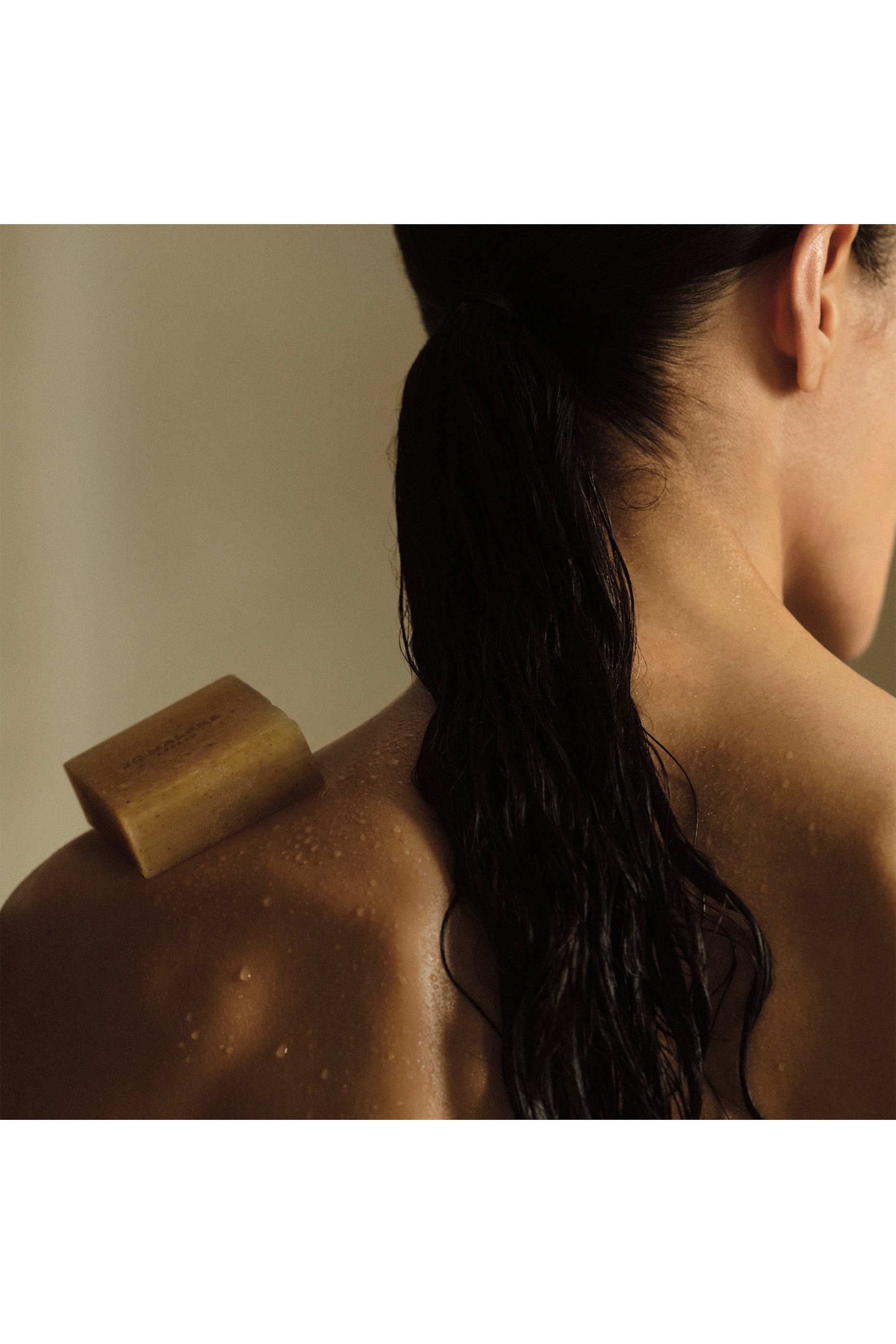 صابون مقشر ومنعش