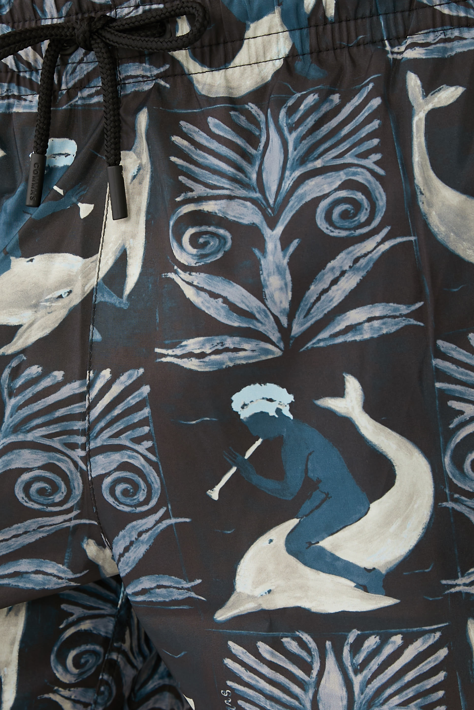 شورت سباحة بطبعات