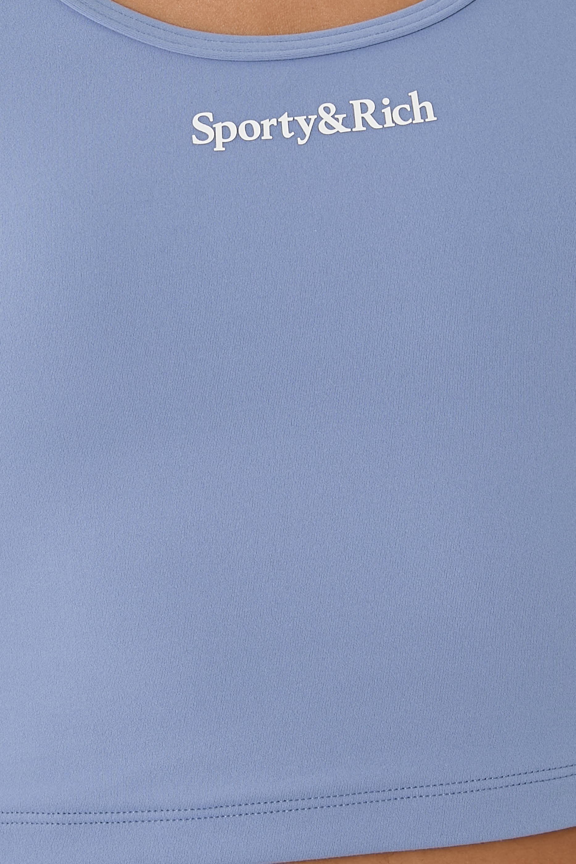 بلوزة رياضية بلا أكمام بشعار الماركة