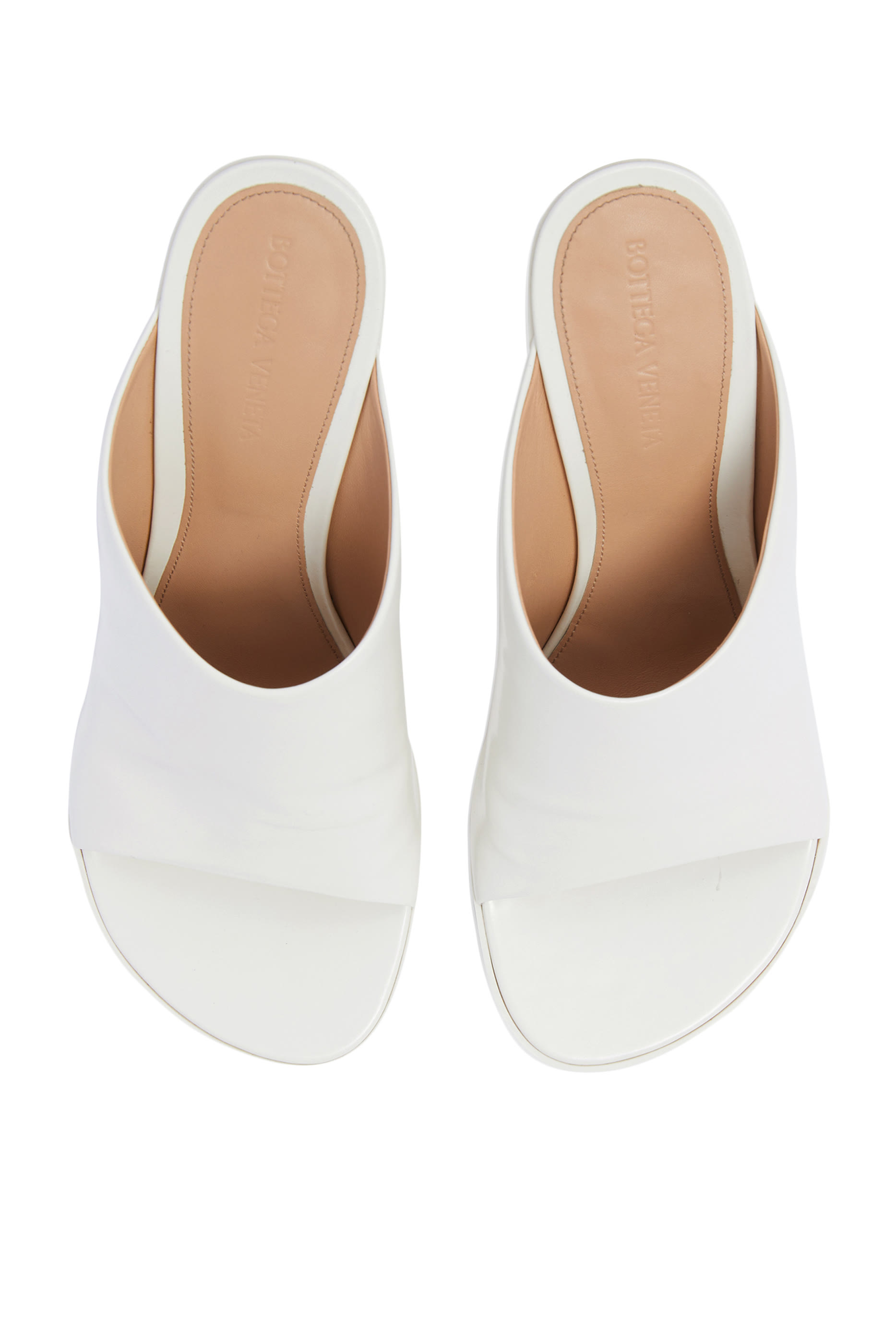 حذاء أتوميك مفتوح من الخلف جلد بكعب 90 مم