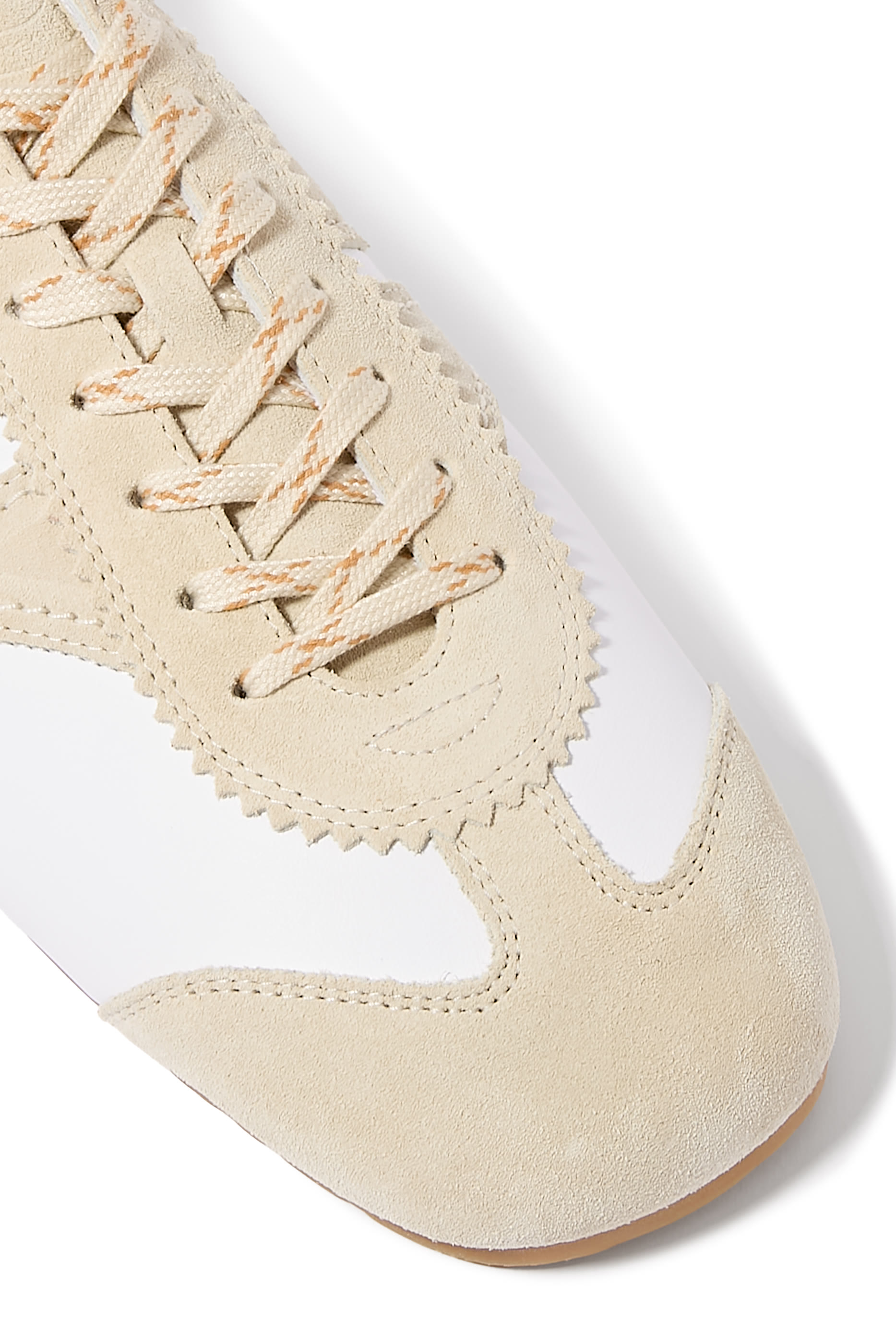 سنيكرز بحافة شمواه