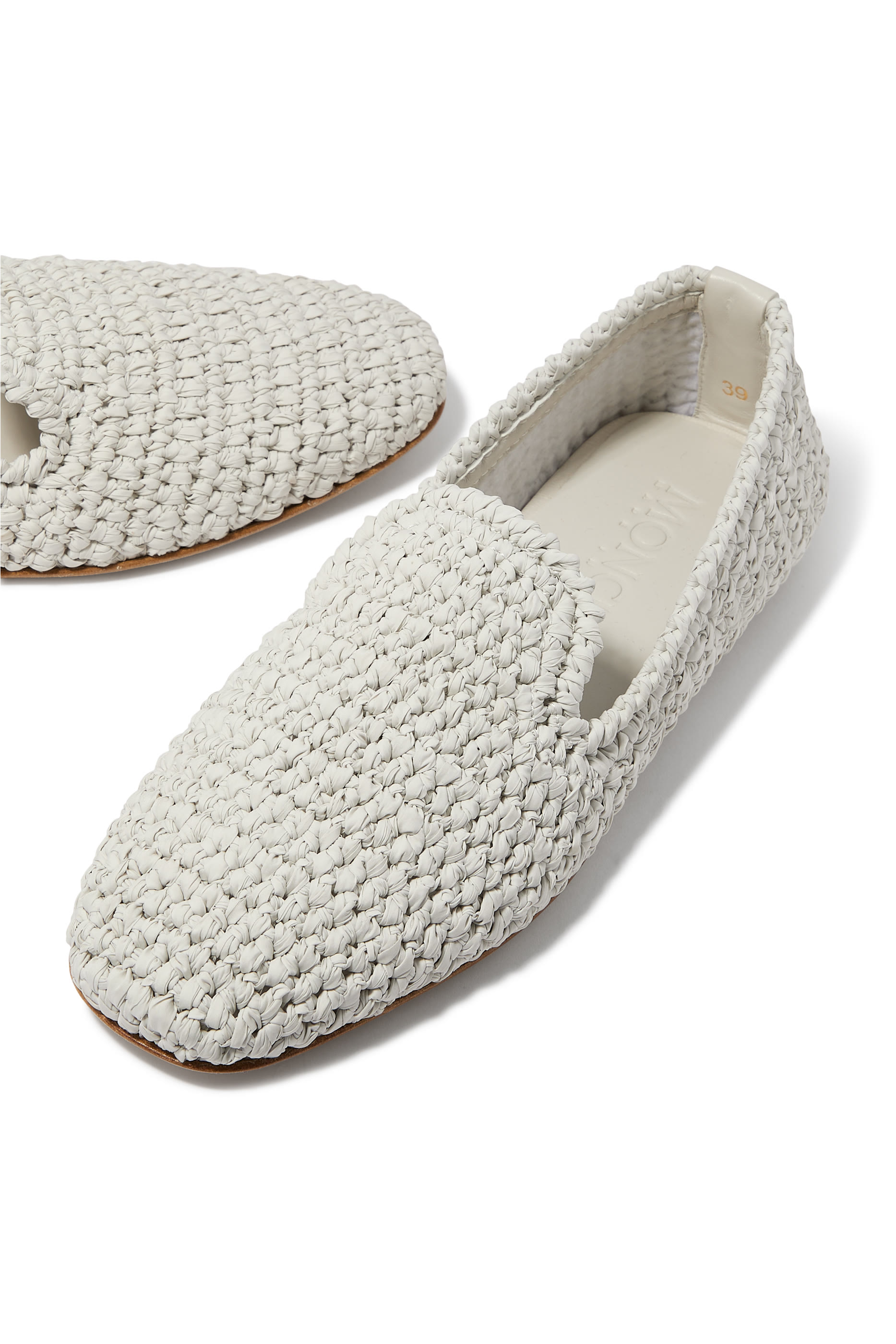 حذاء سهل الارتداء منسوج جلد