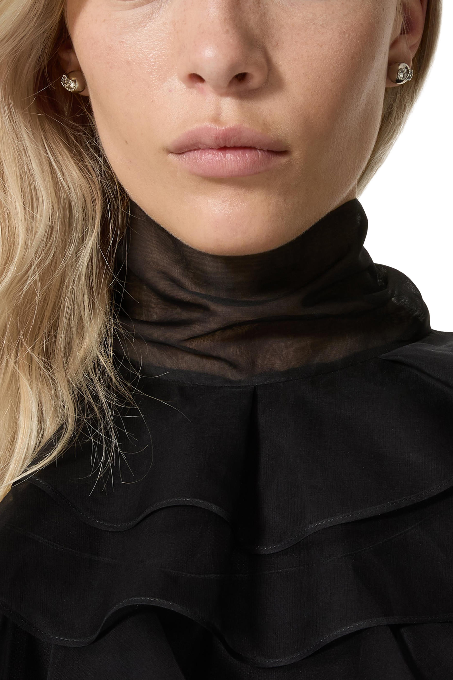 أقراط فالنتينو غارافاني مرصعة بكريستال سواروفسكي، معدن