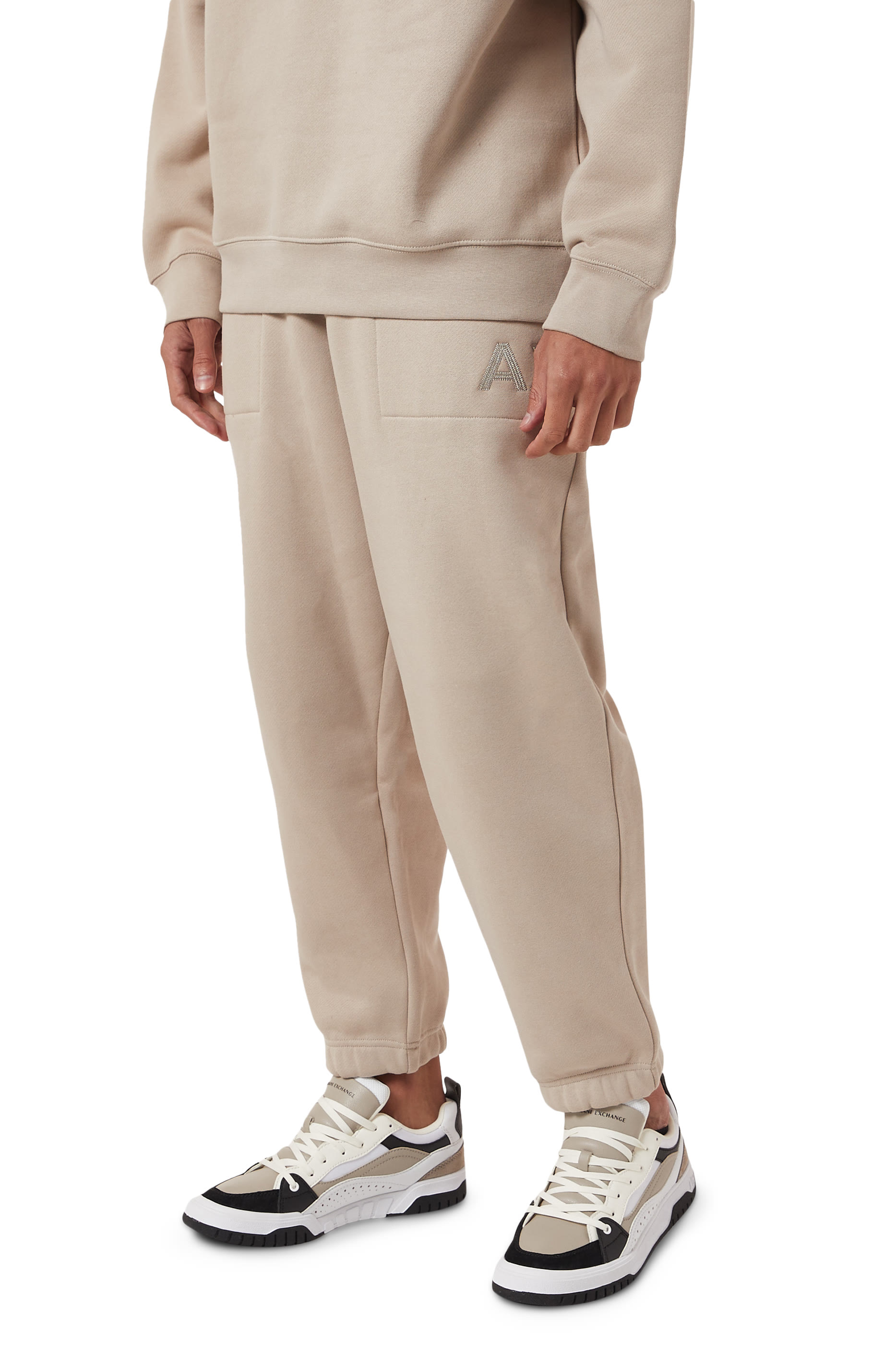 سنيكرز دوك بشعار الماركة