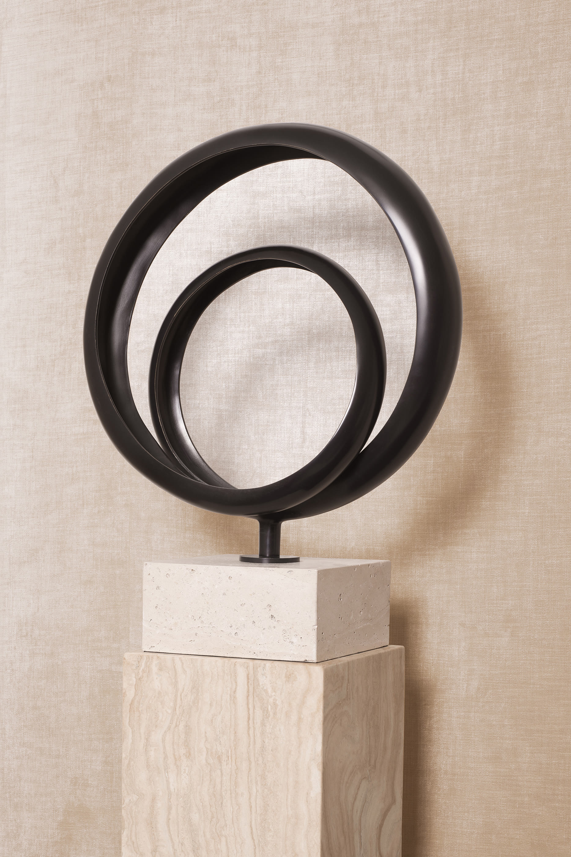 قطعة ديكور إلينا