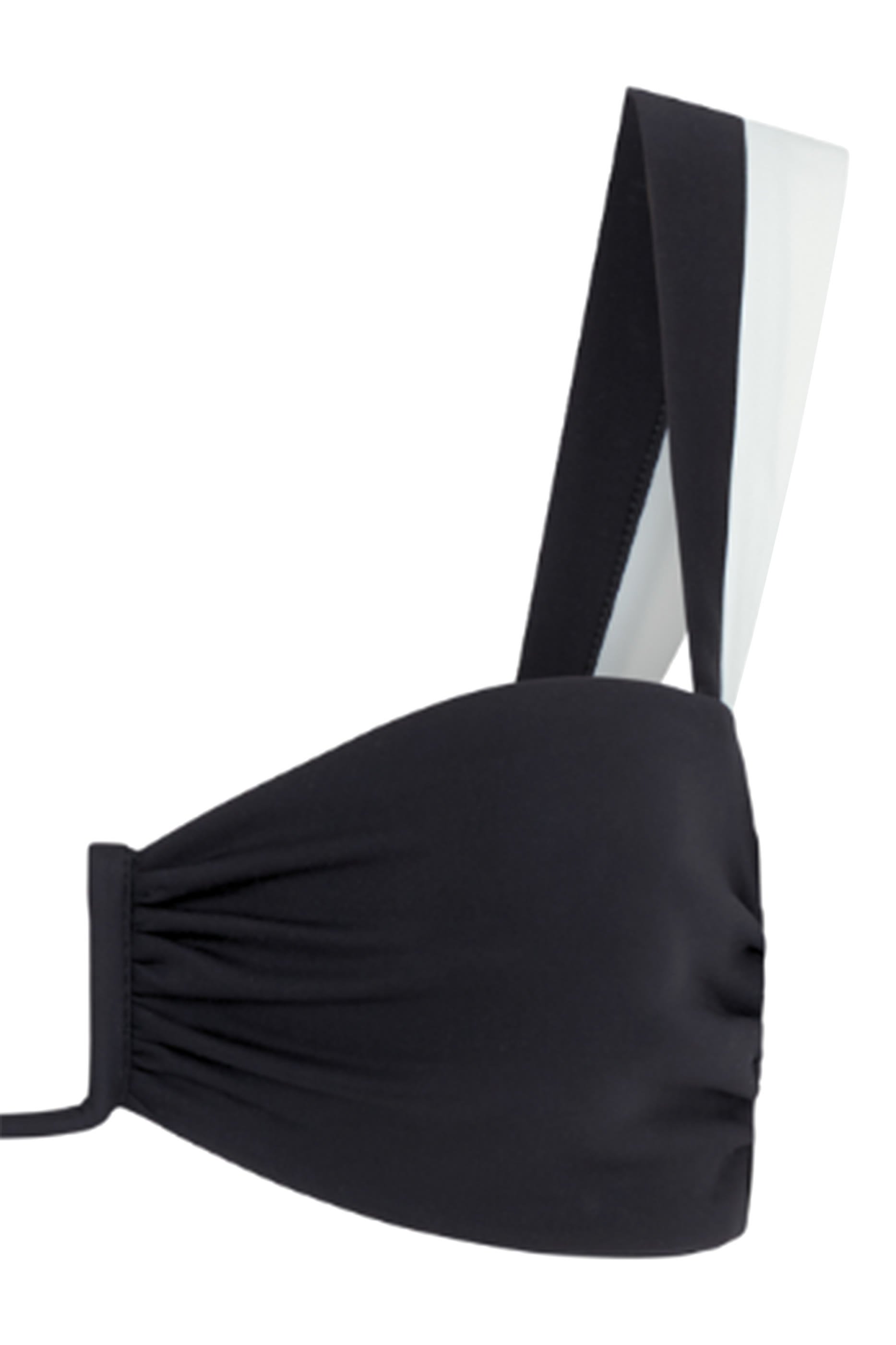 قطعة بيكيني علوية كان بأربطة في الخلف