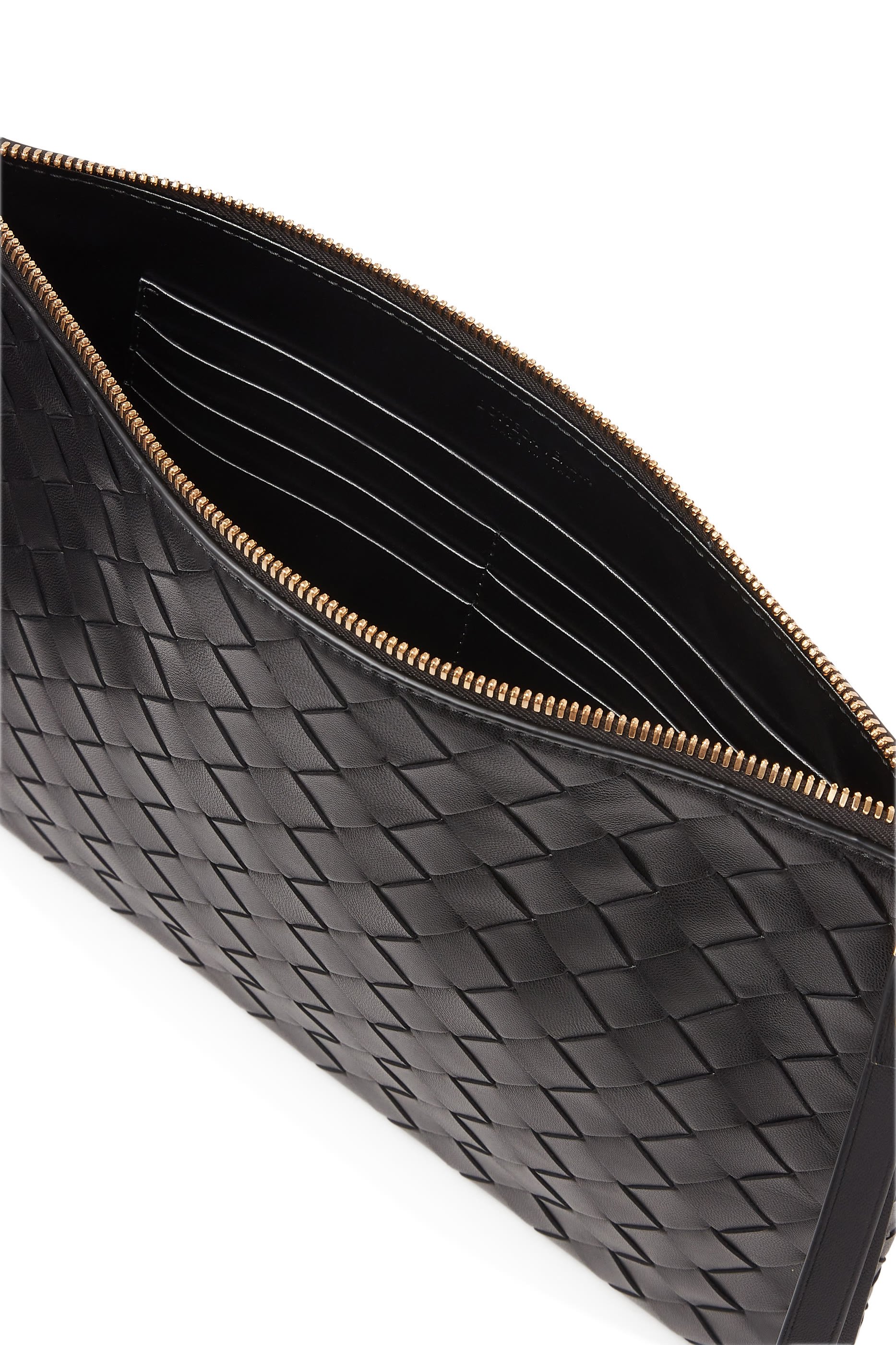 حافظة متوسطة جلد مجدول