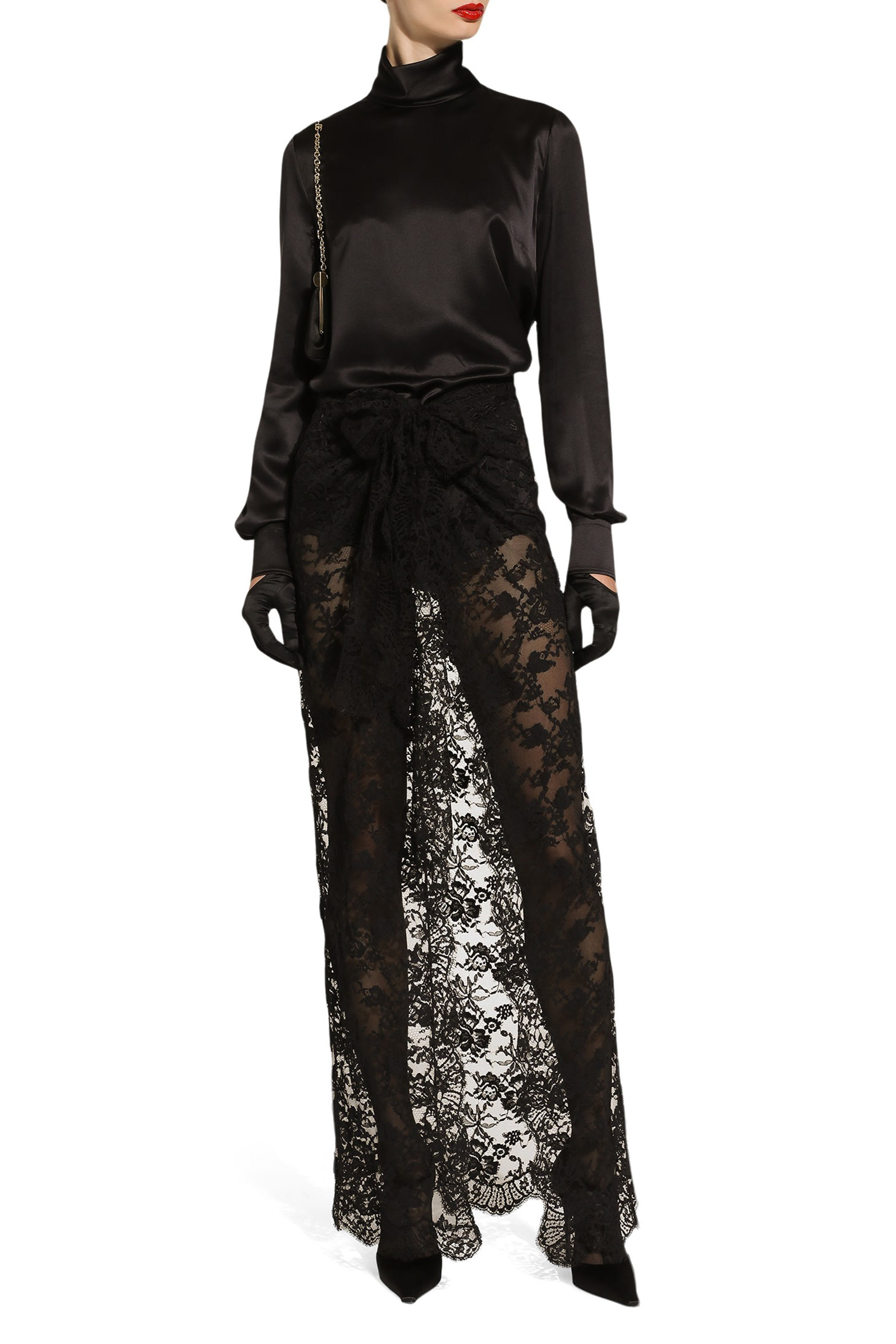 بلوزة حرير ساتان