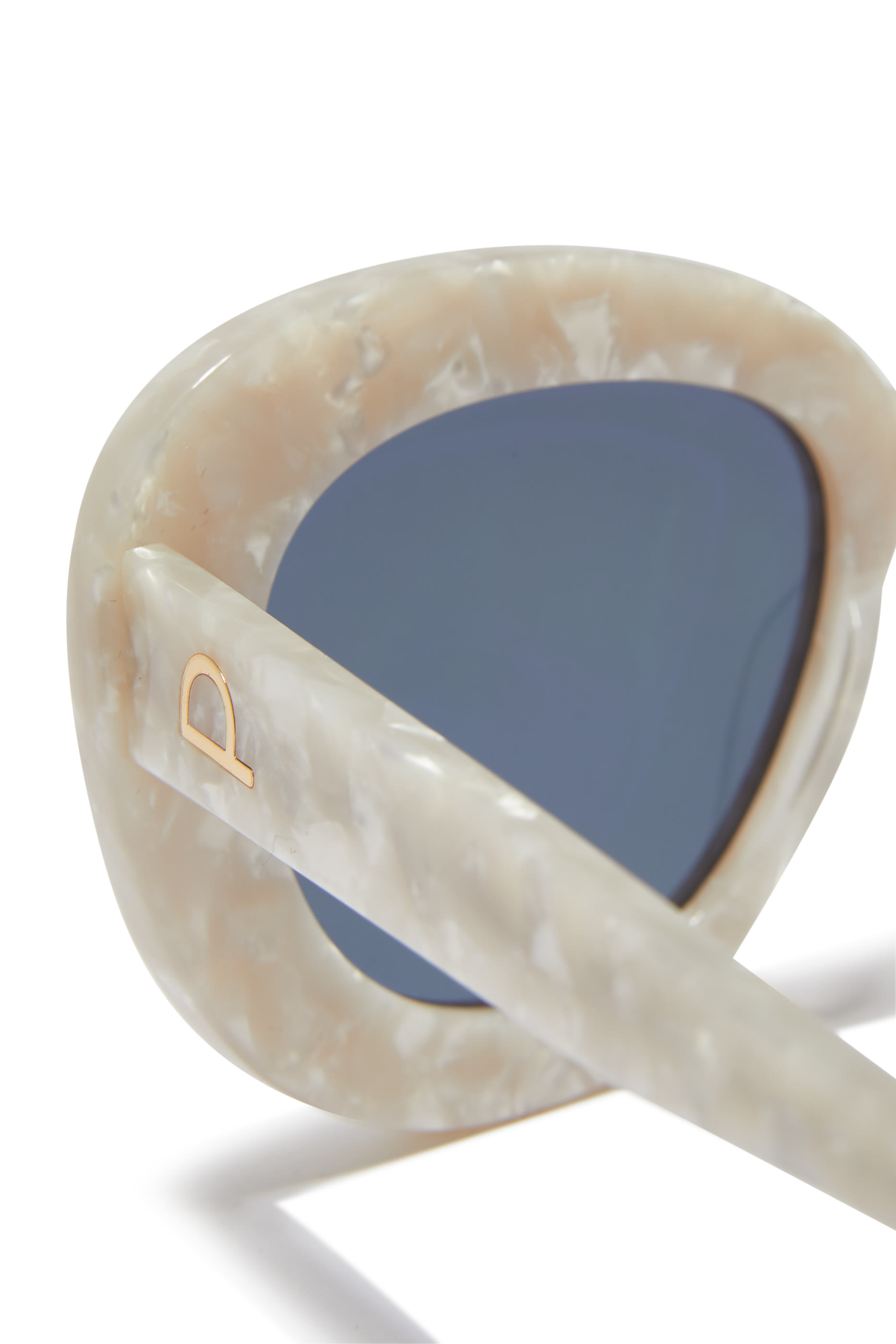 نظارة شمسية استريد شفافة