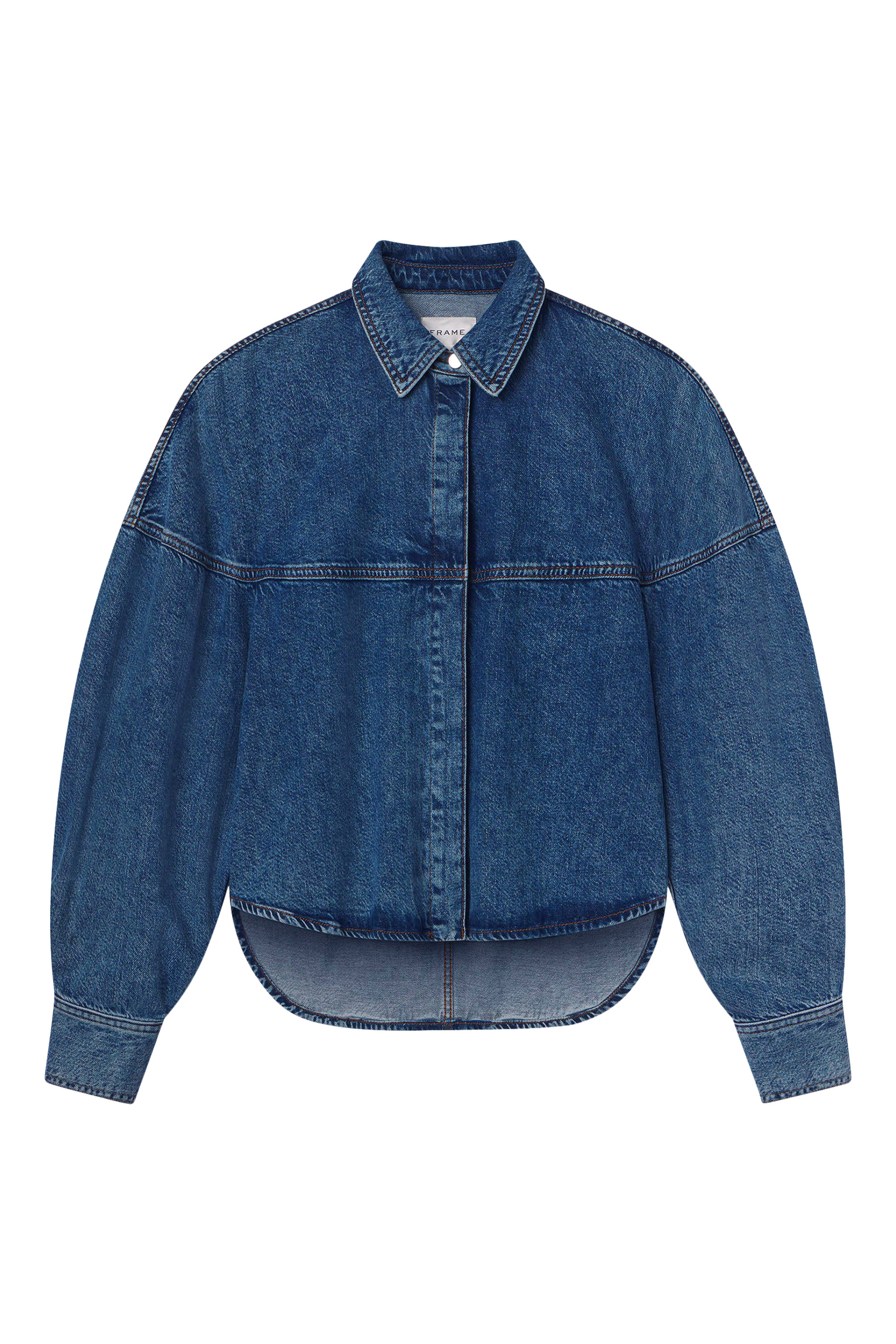 قميص بقصة واسعة