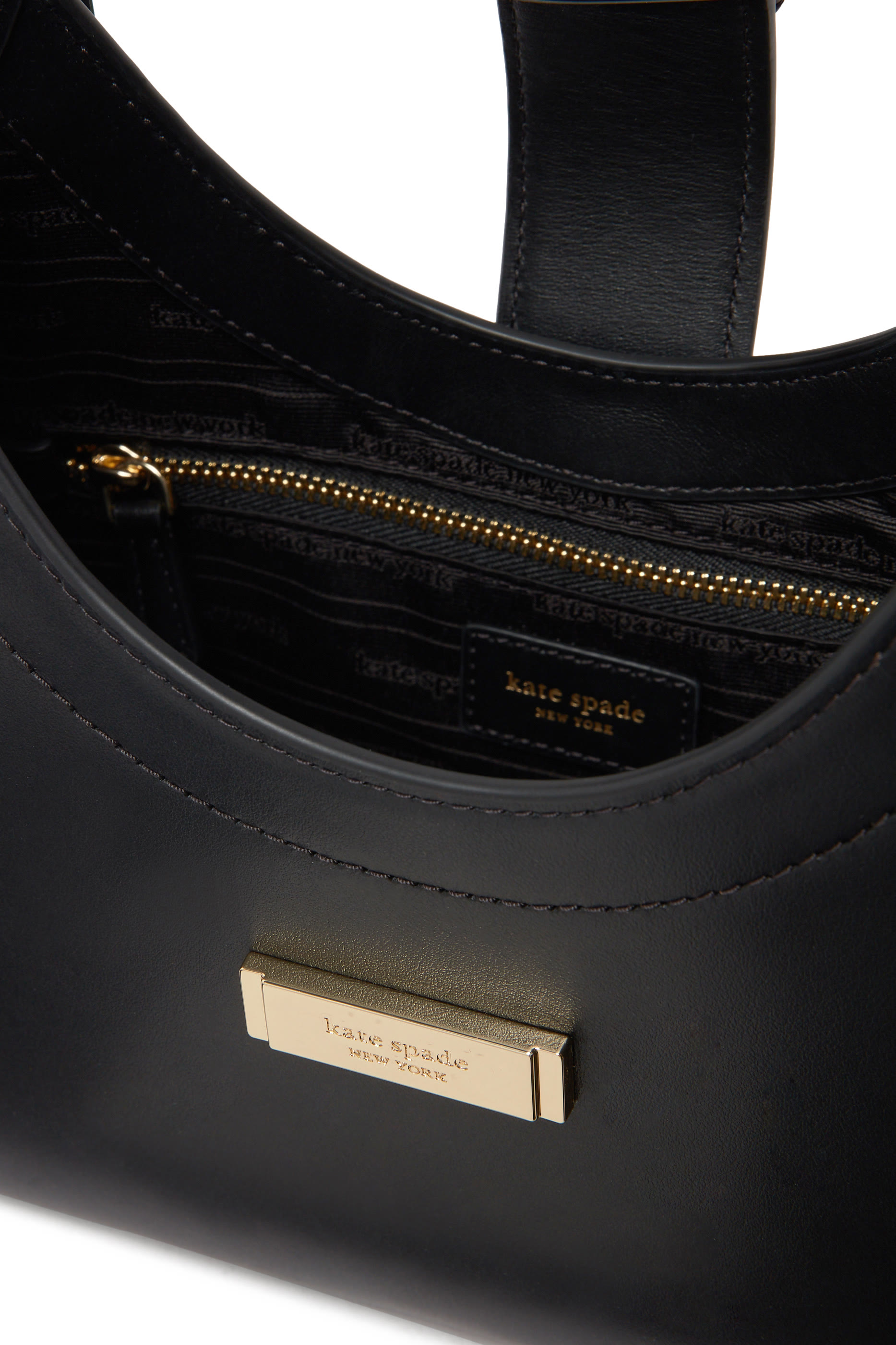 حقيبة كتف صغيرة نوفو