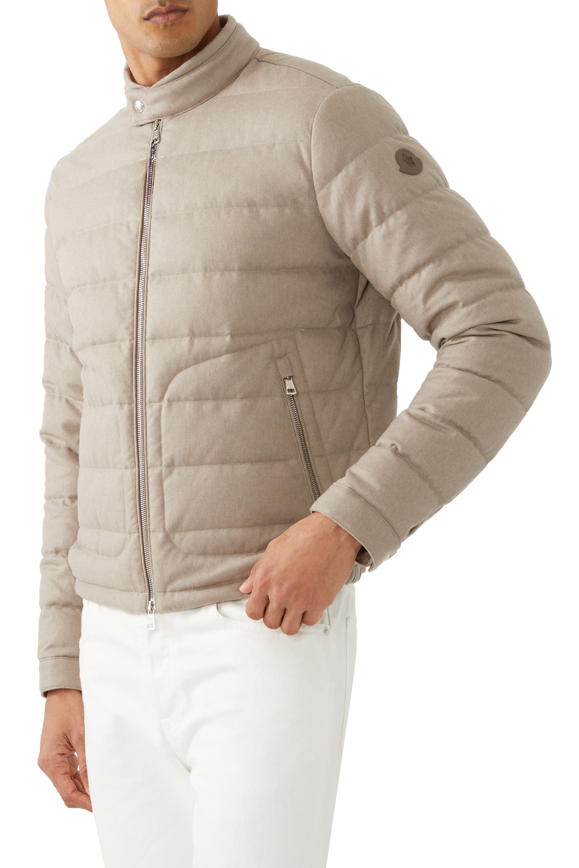 جاكيت أكورس