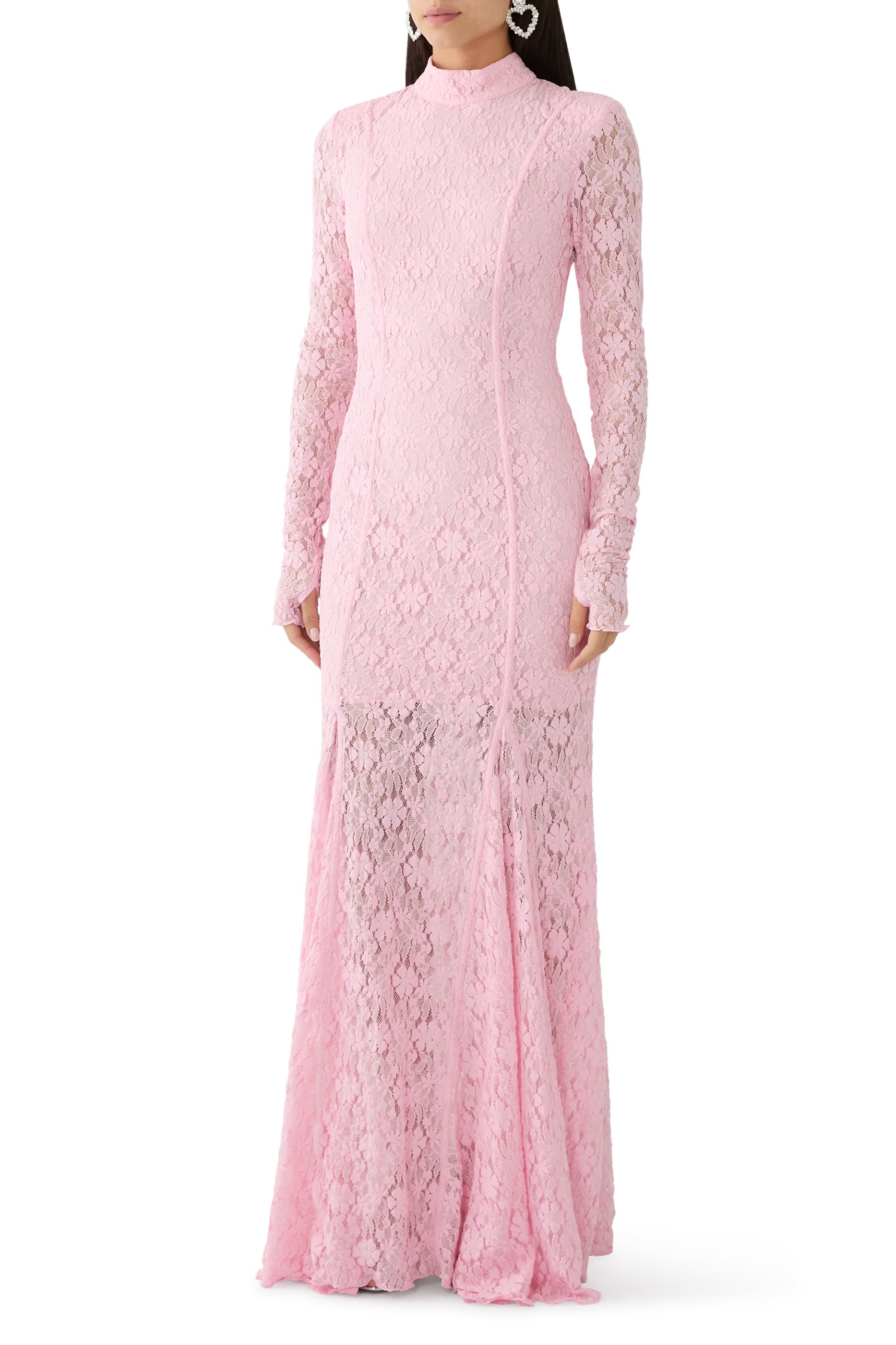 فستان طويل دانتيل