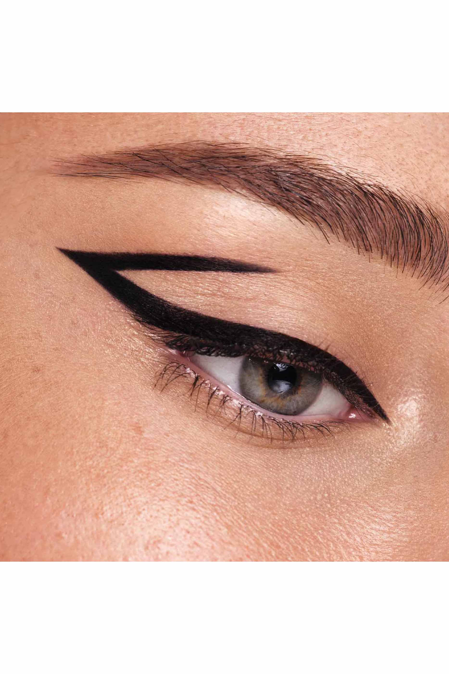 قلم تحديد عيون لو كريون ريتش