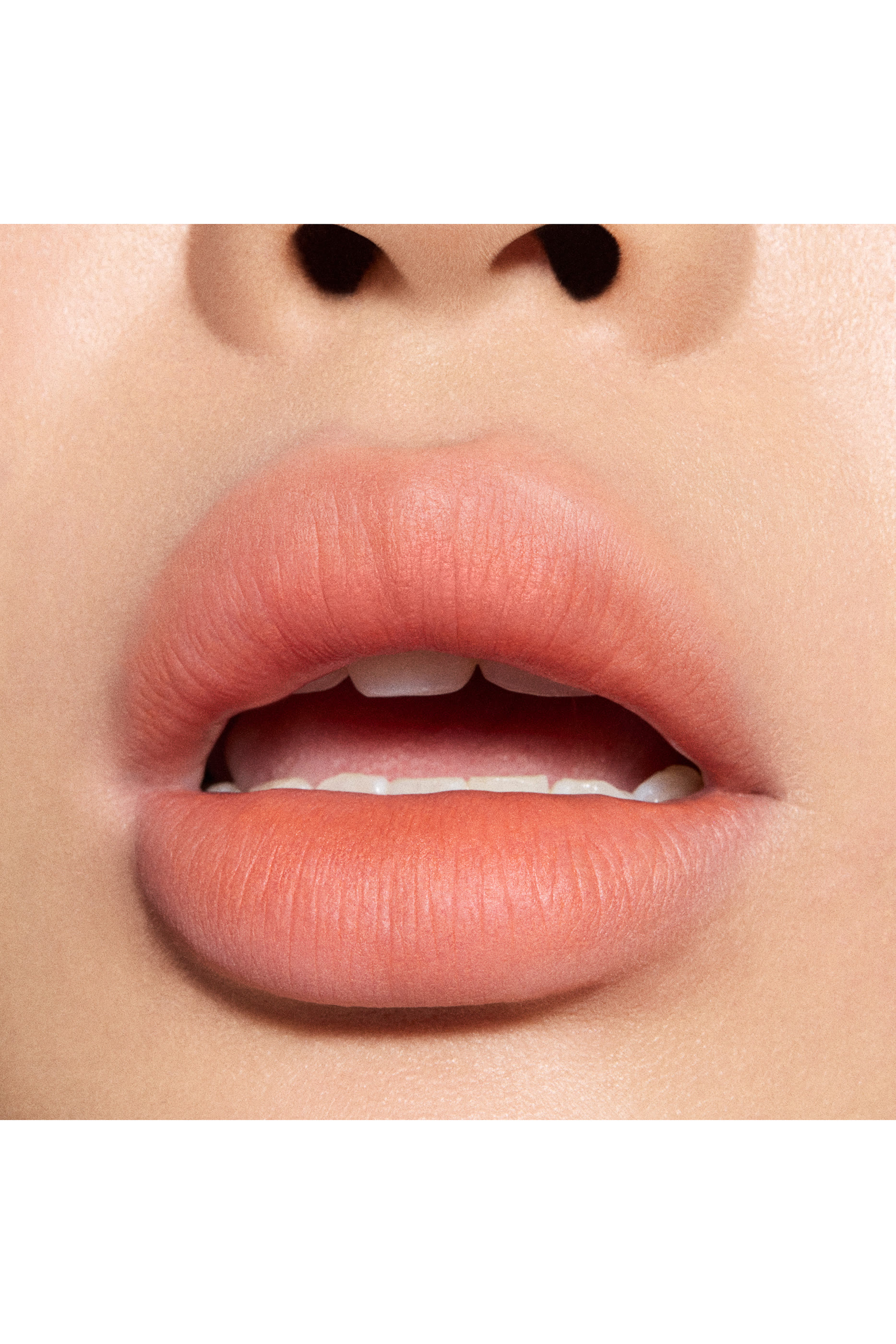 أحمر شفاه باودر كيس هايزي غير لامع