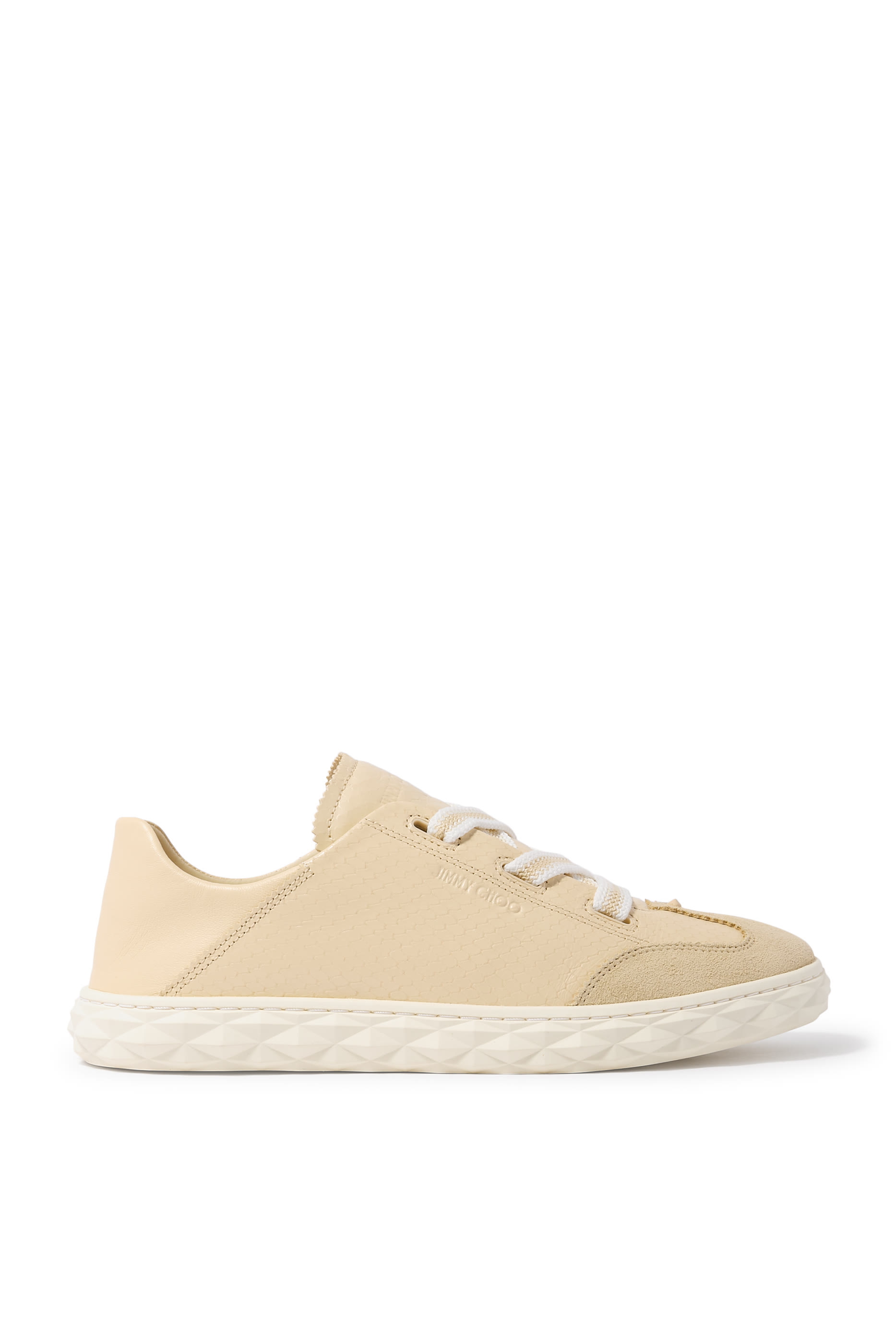 سنيكرز فليكس خفيف بتصميم معينات