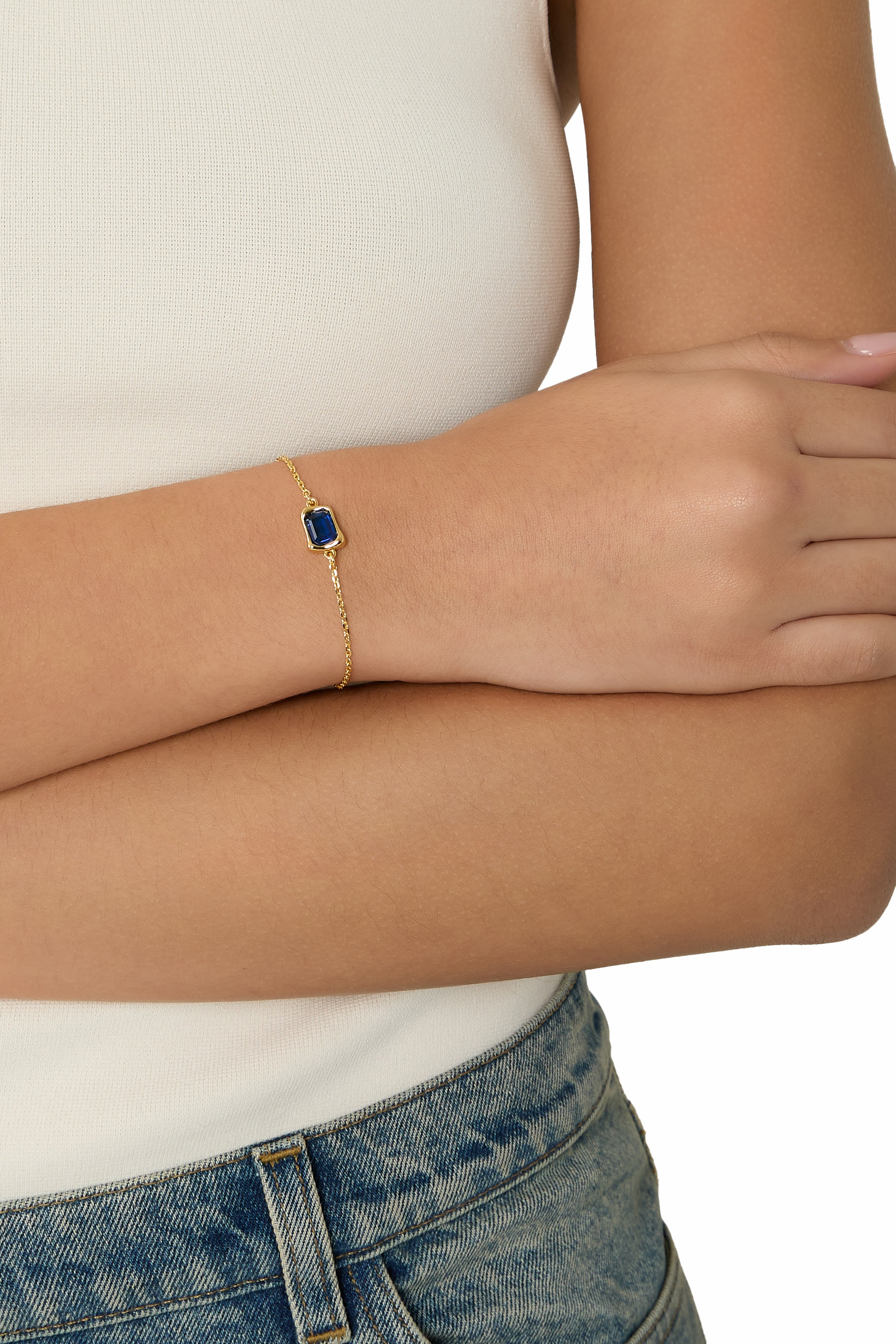 سوار مولتن مرصع بحجر زجاجي سوليتير