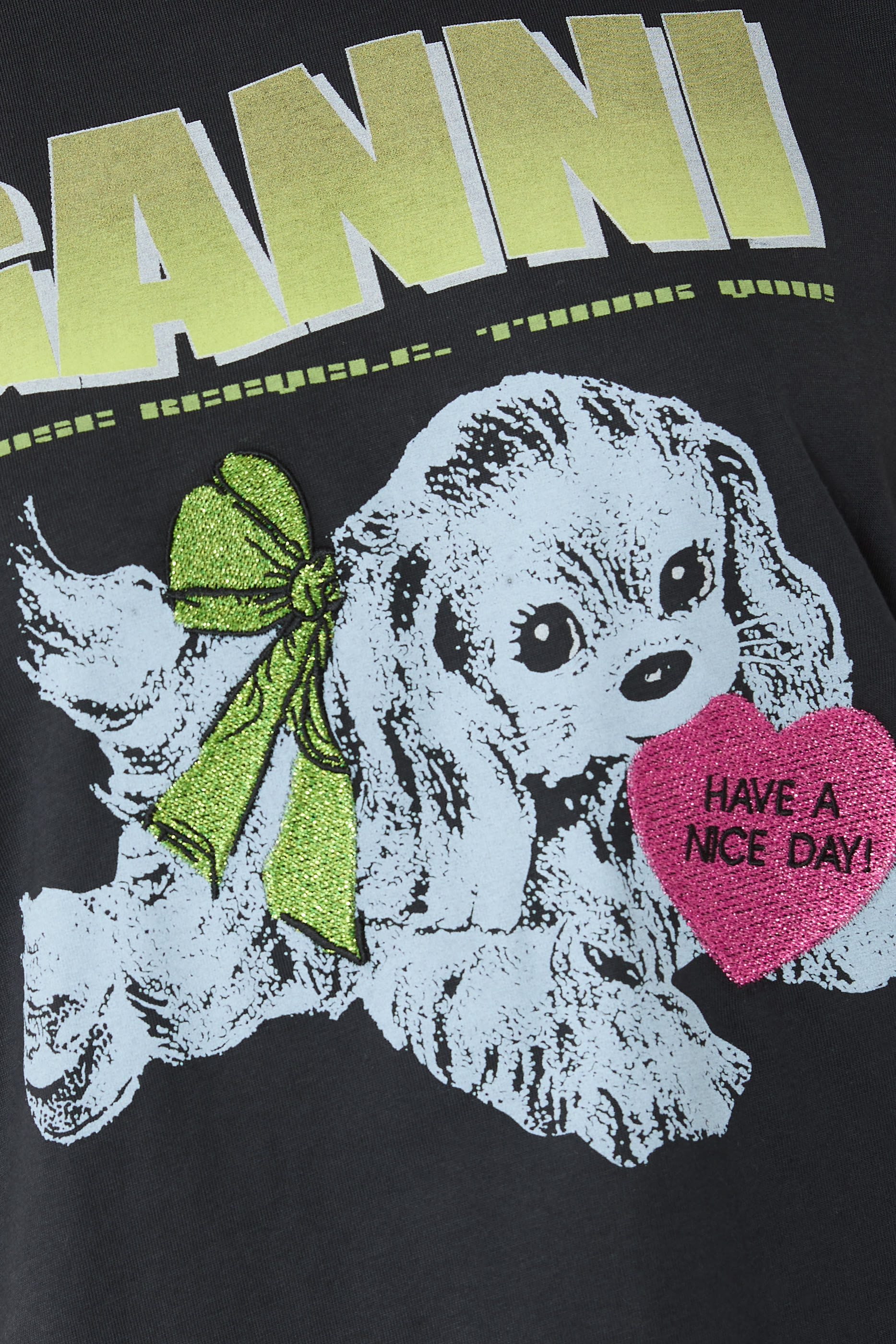 تيشيرت بطبعة جرو