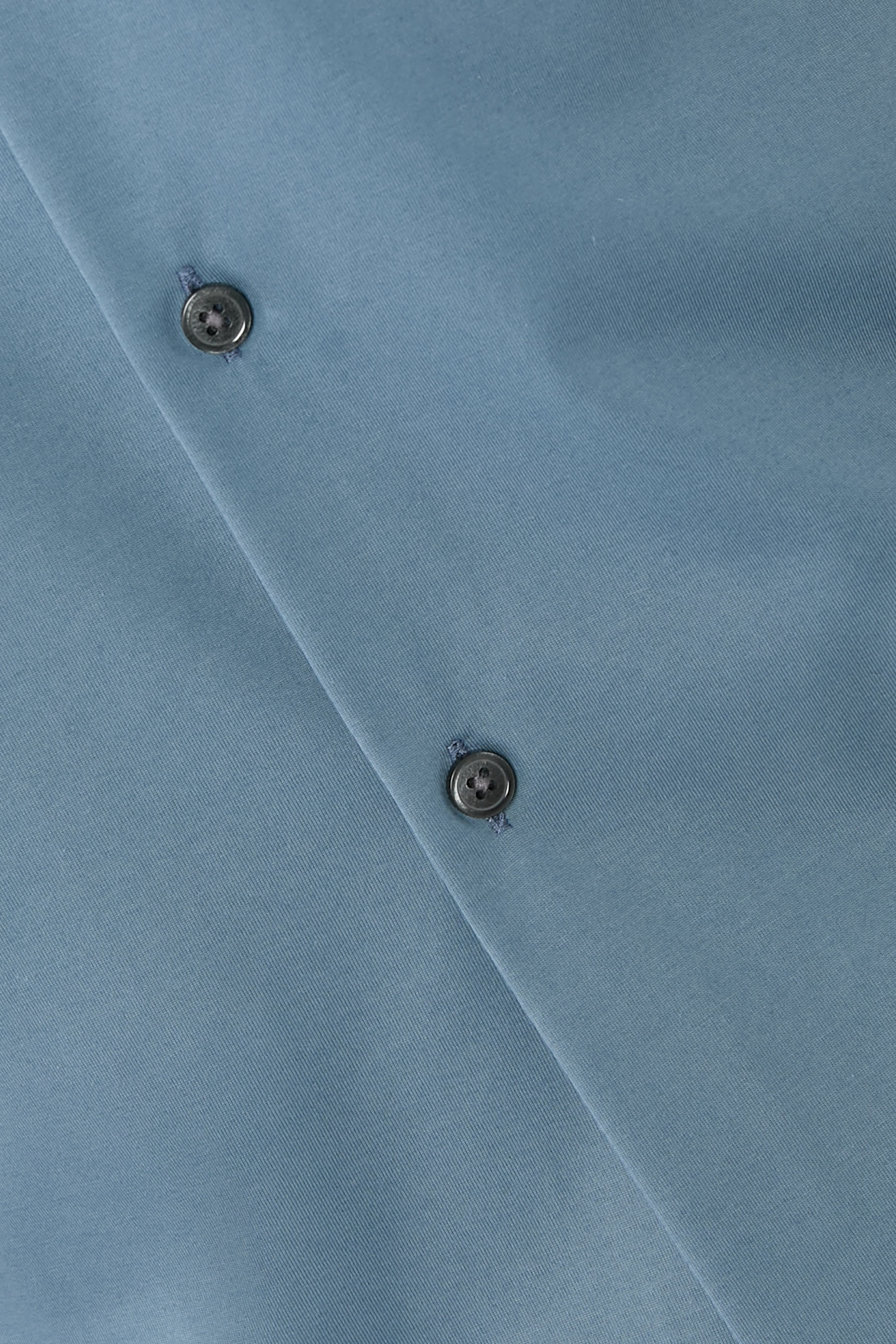 قميص إيرفينج بأكمام قصيرة