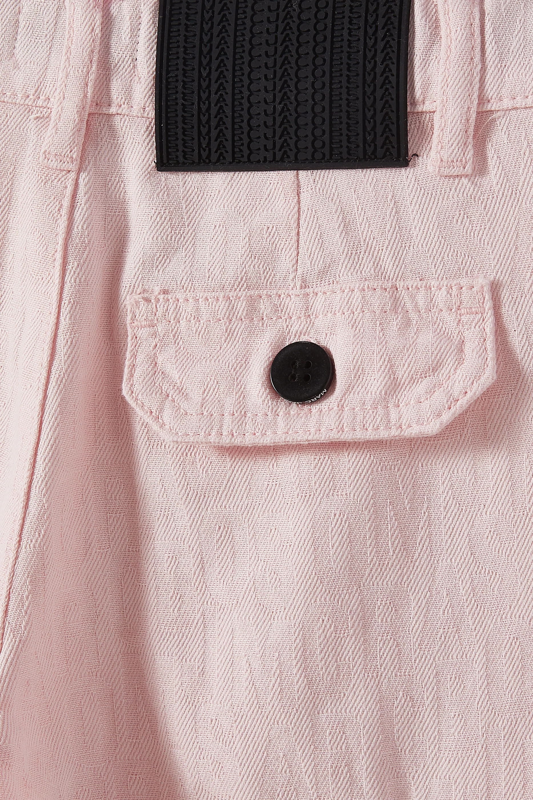 بنطال كارغو بشعار الماركة جاكار للأطفال